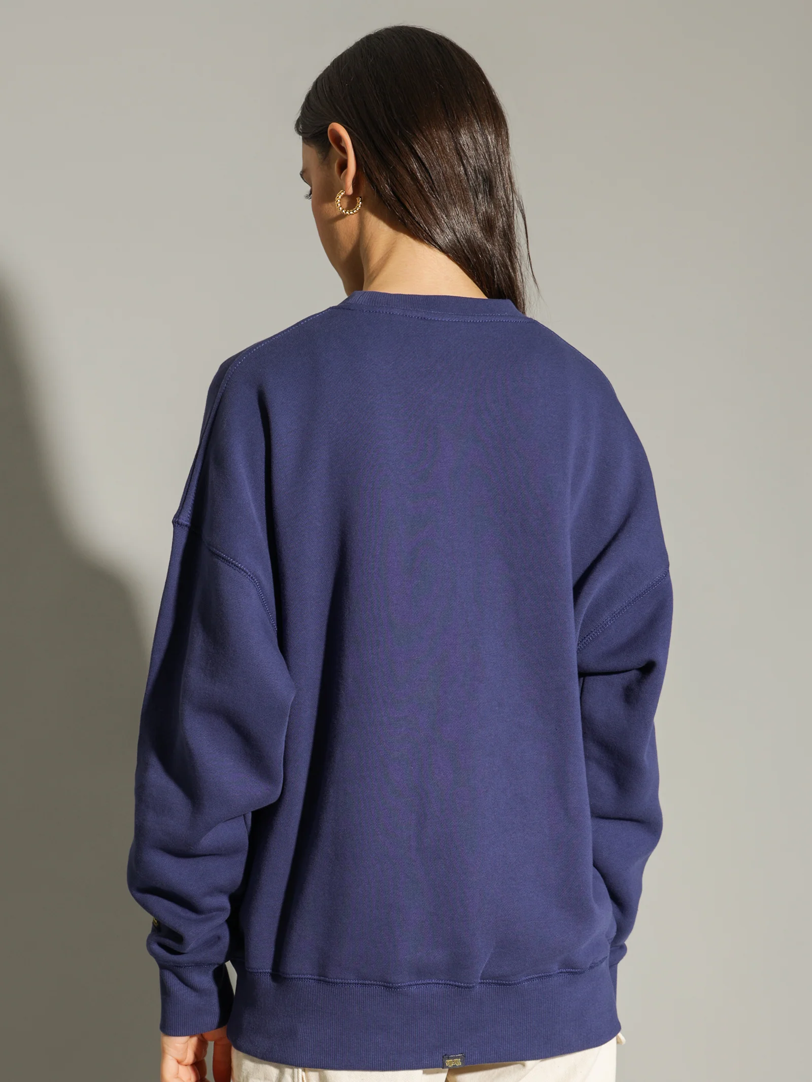 Hard Yakka Slouch Crew - Image 5