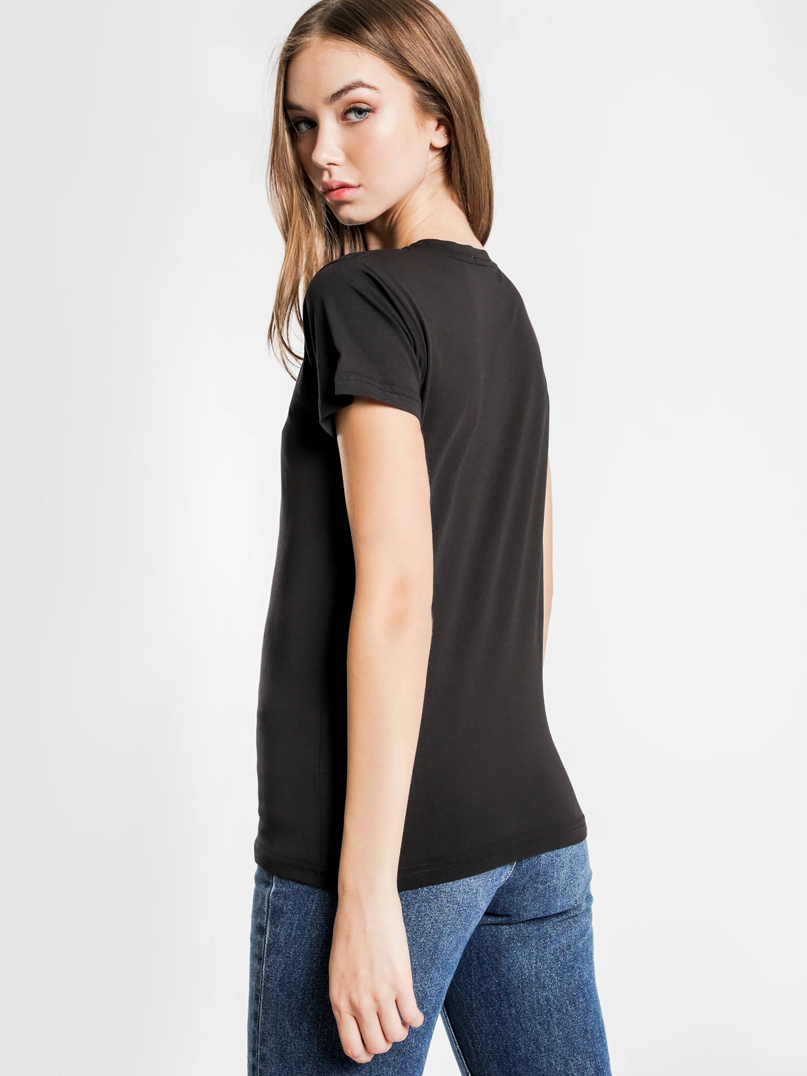 Harper Basic Crew Neck T-Shirt - Image 3