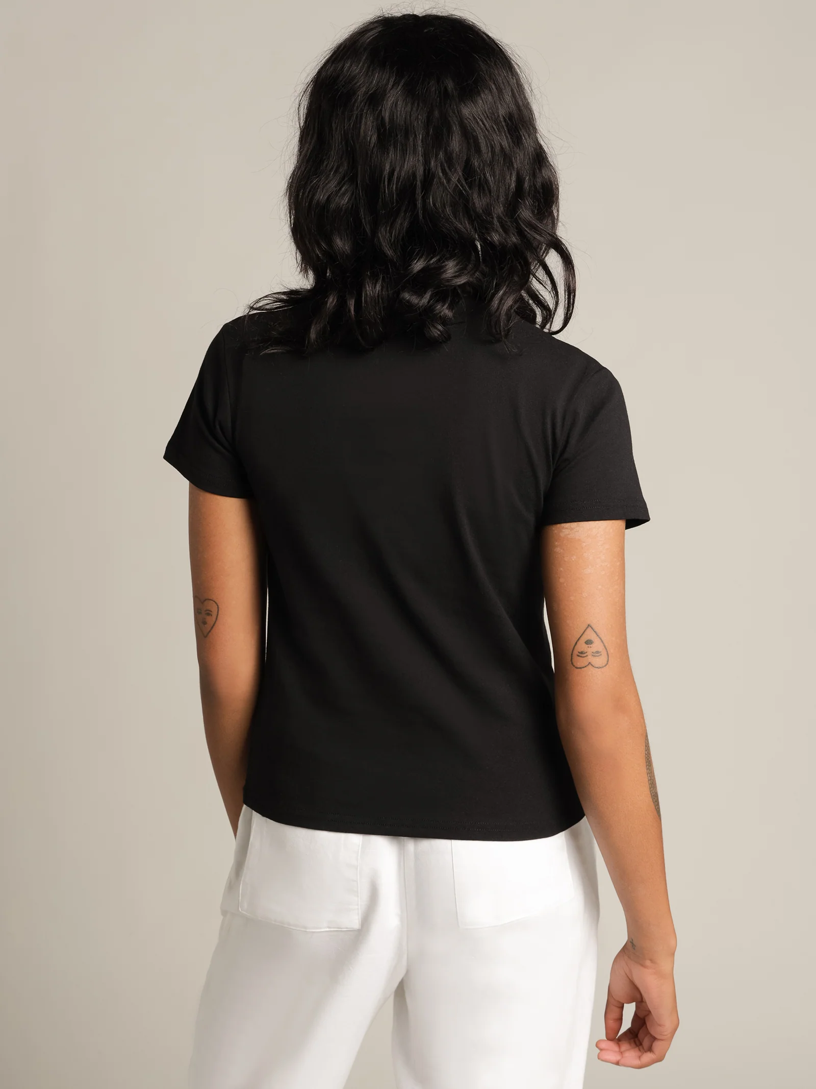 Harper Basic Crew T-Shirt - Image 6