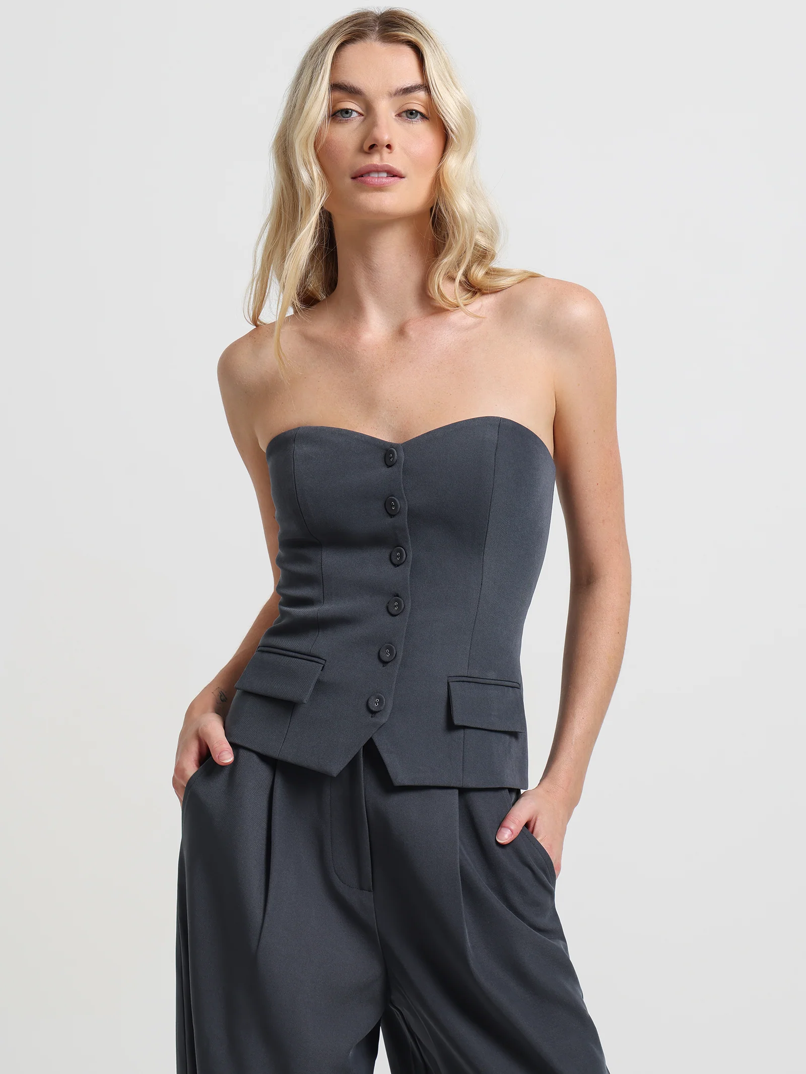 Hart Bodice - Image 3