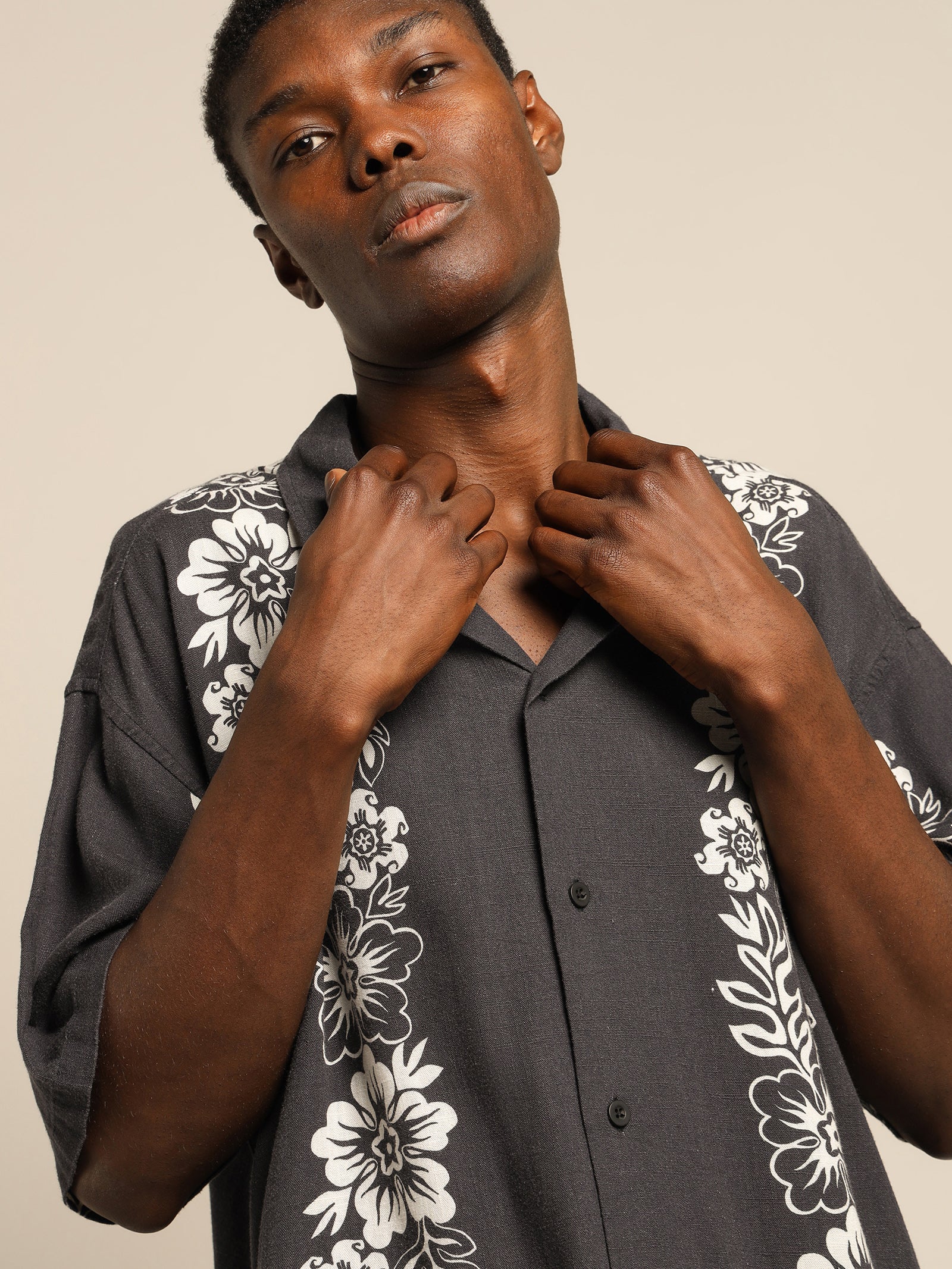 Hawaiian Pattern Shirt - Image 5