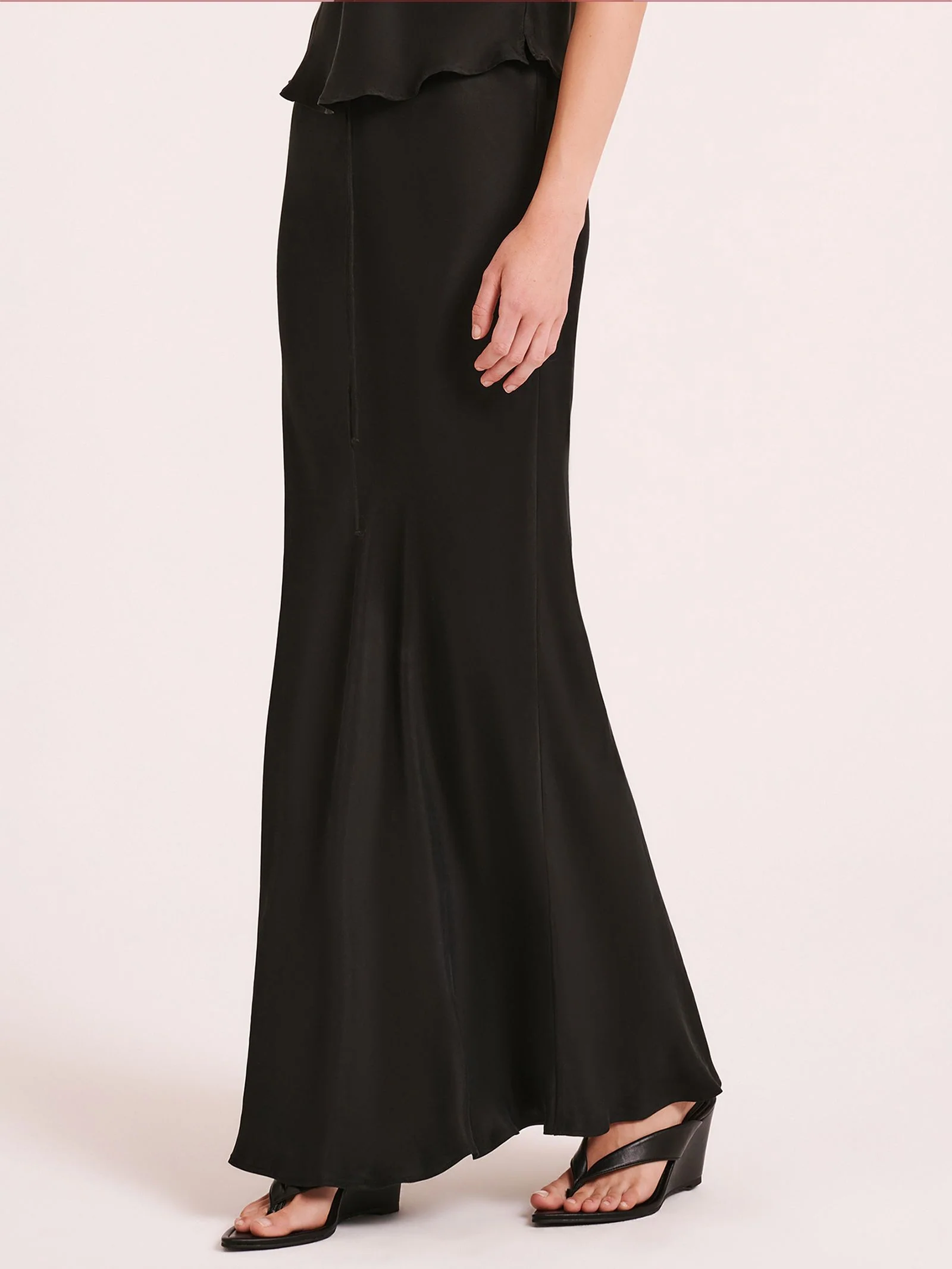 Hayz Cupro Maxi Skirt - Image 3