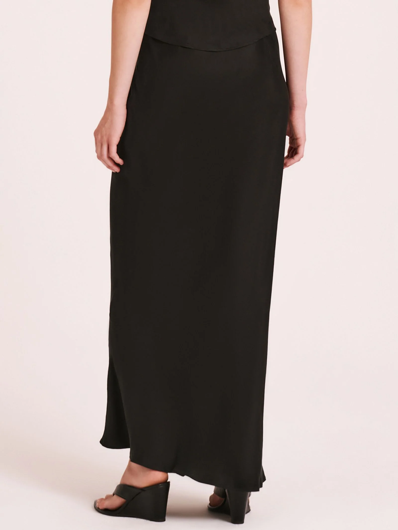 Hayz Cupro Maxi Skirt - Image 4