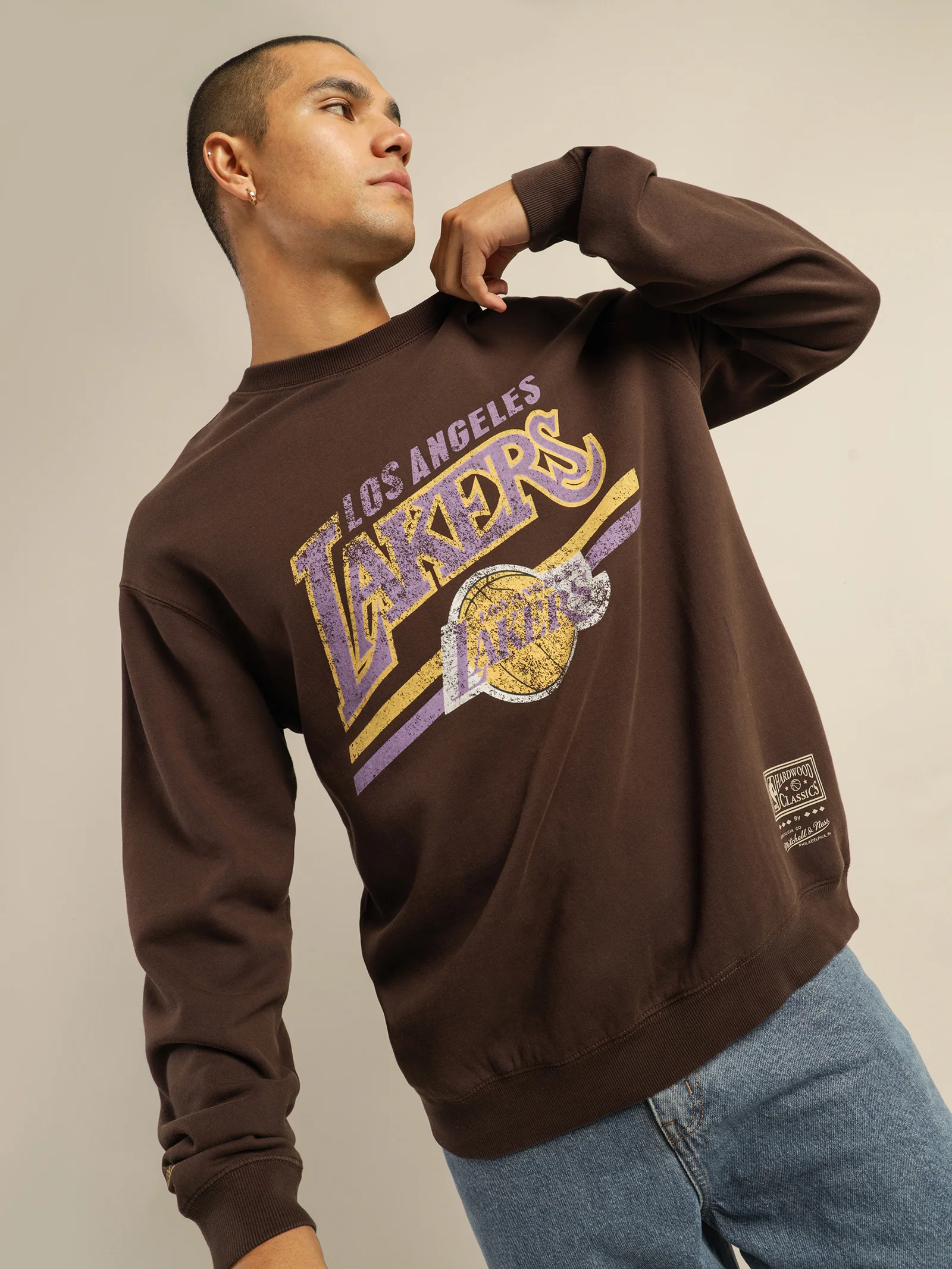 Headline Lakers Crew - Image 3