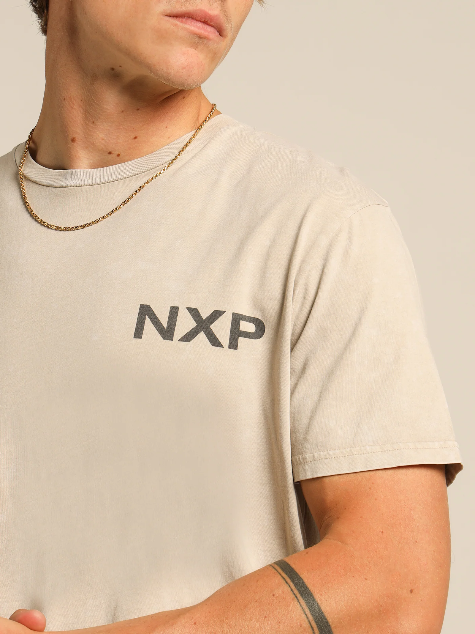Heated Cape Back T-Shirt - Image 7