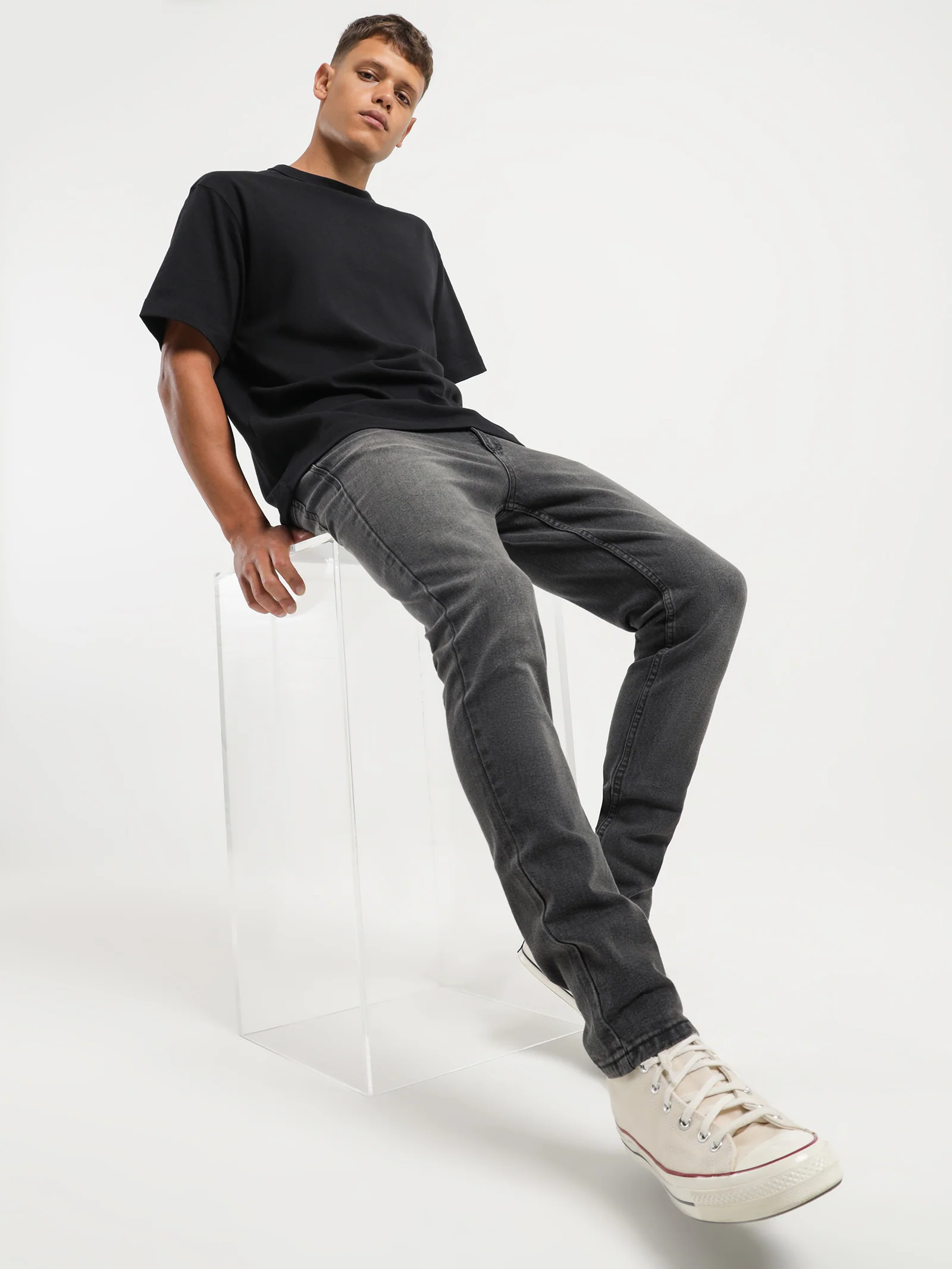 Heavyweight Crew T-Shirt - Image 4