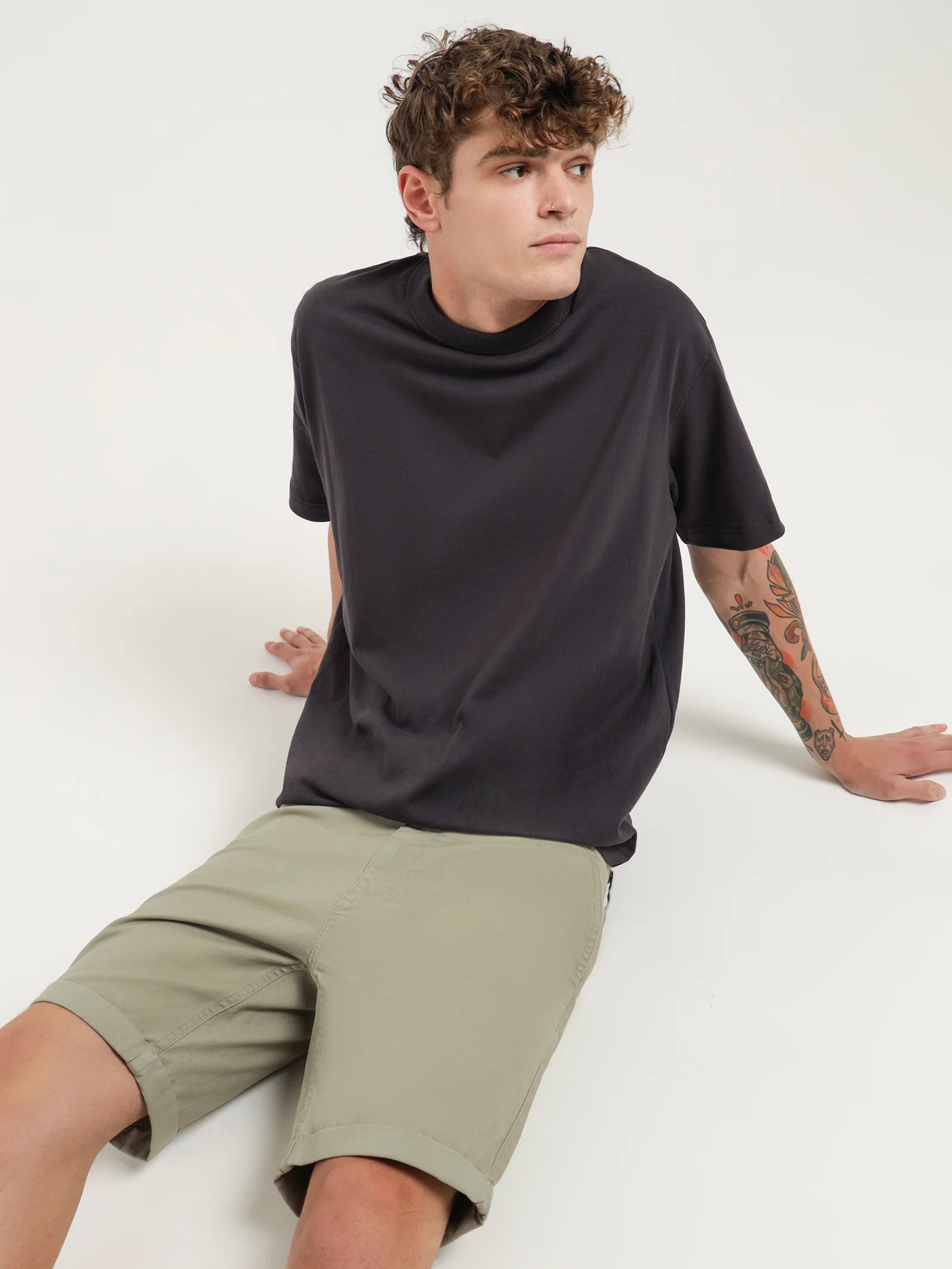 Heavyweight Crew T-Shirt - Image 2