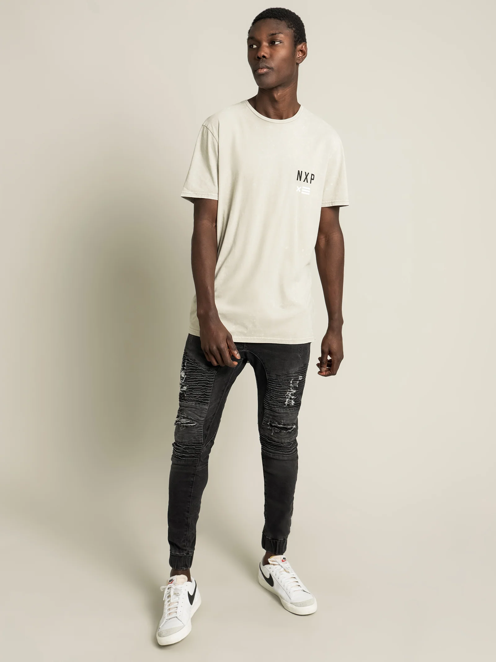 Hellcat Tight Tapered Jeans - Image 4