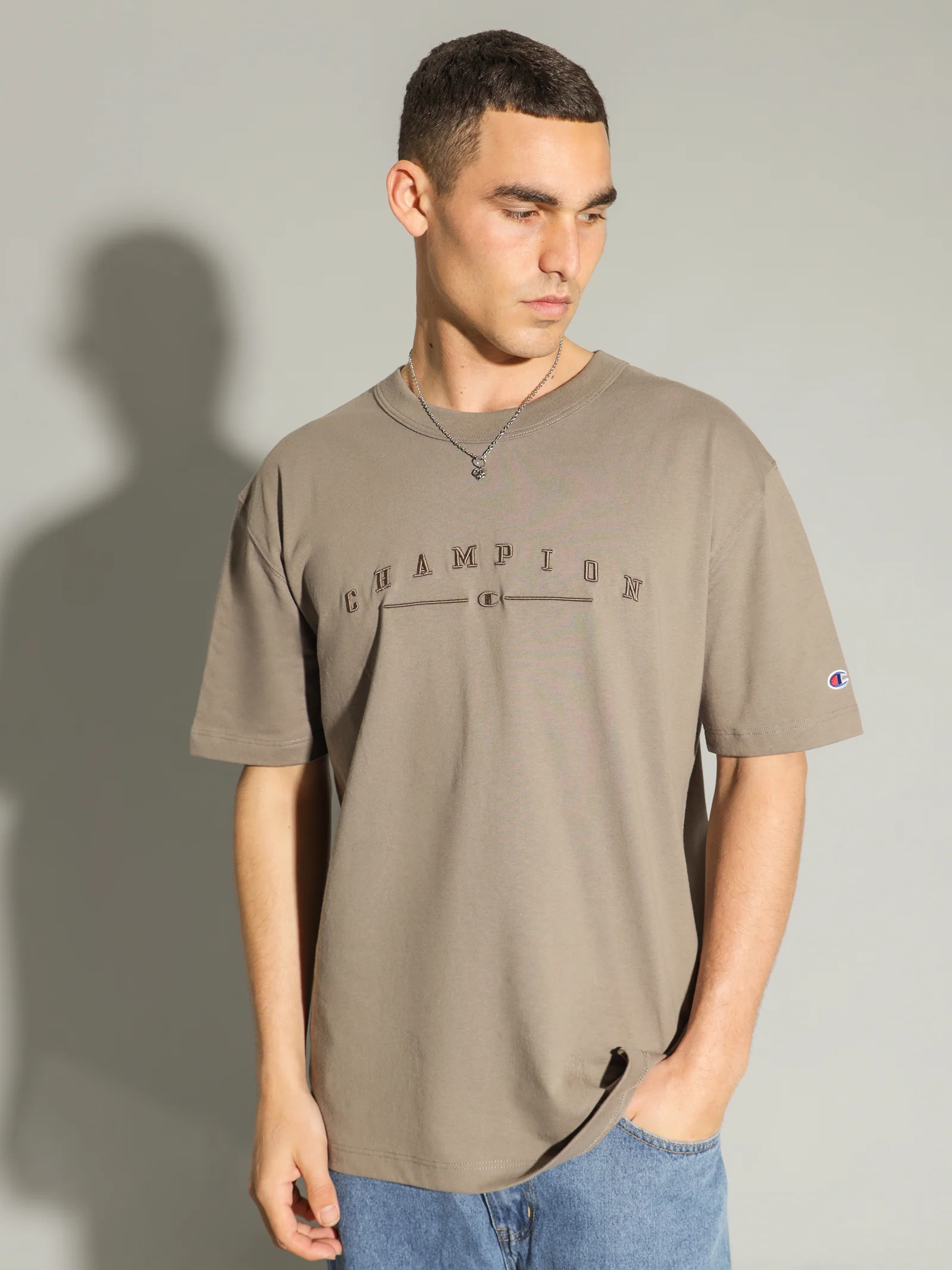 Heritage 2K Logo T-Shirt - Image 3