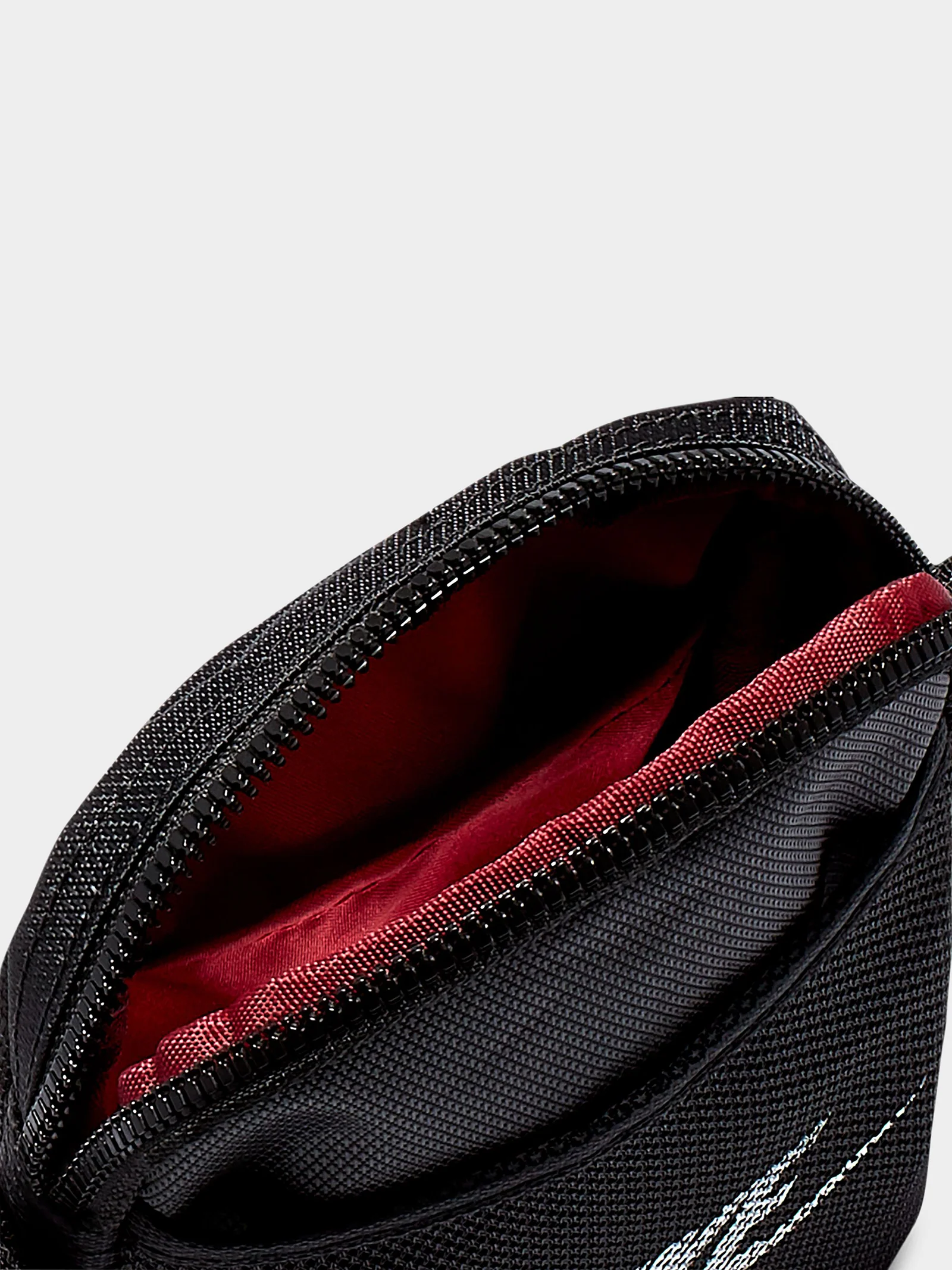 Heritage Crossbody Bag - Image 5