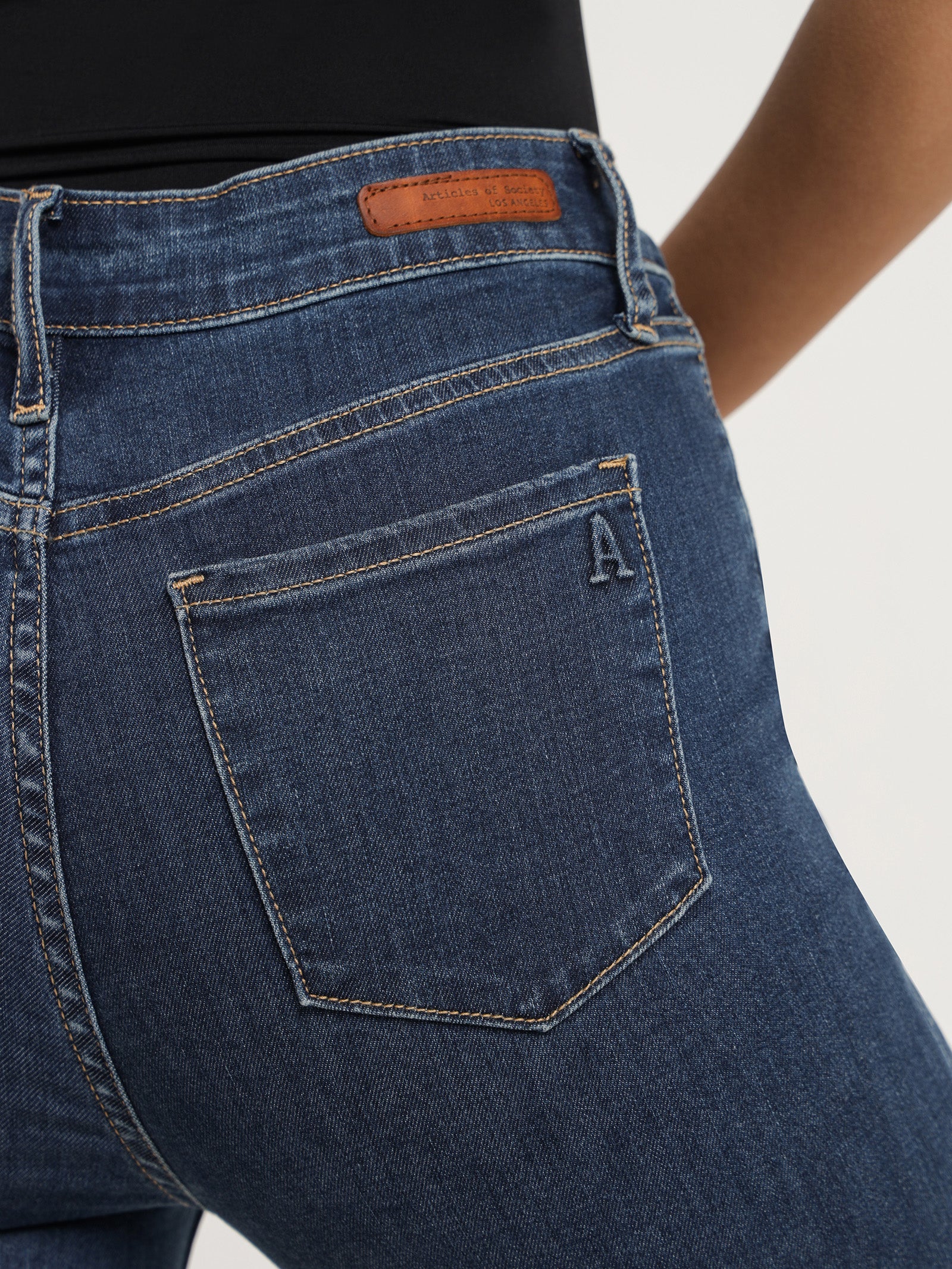 High Lisa Skinny Jeans - Image 5
