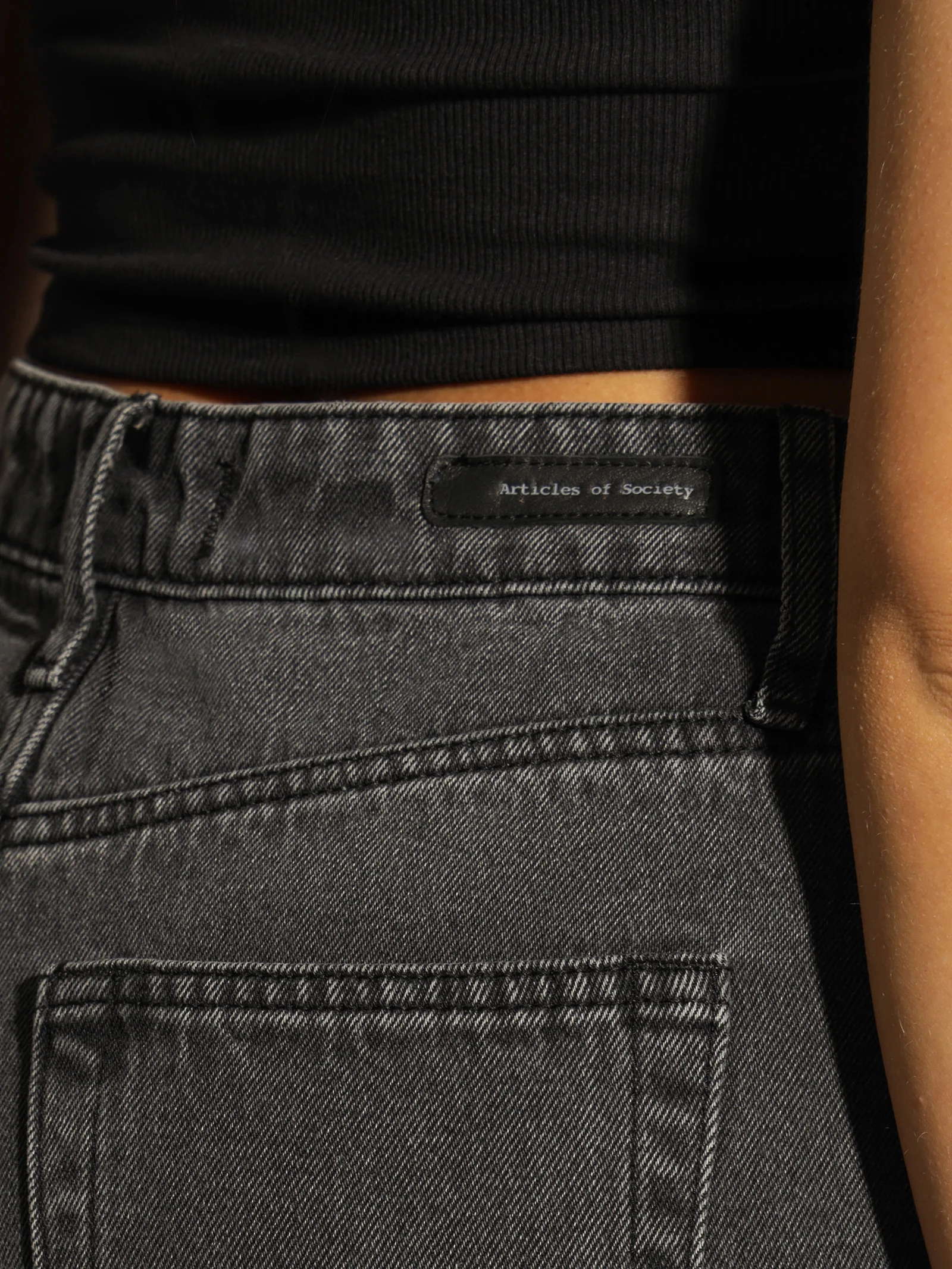 High Nina Crop Jeans - Image 5