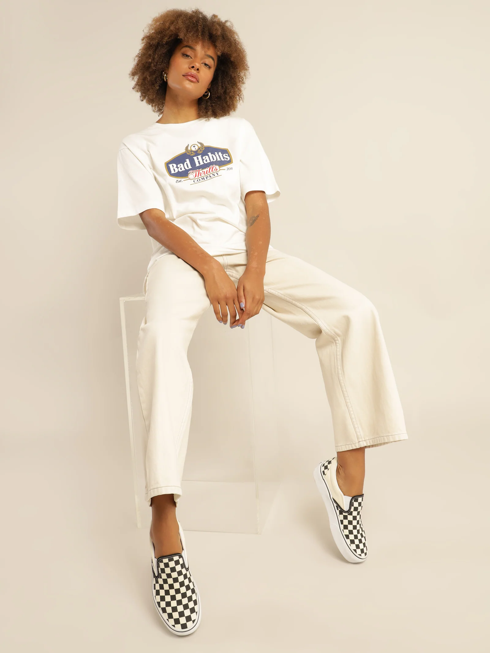 Holly Wide-Leg Jeans - Image 4