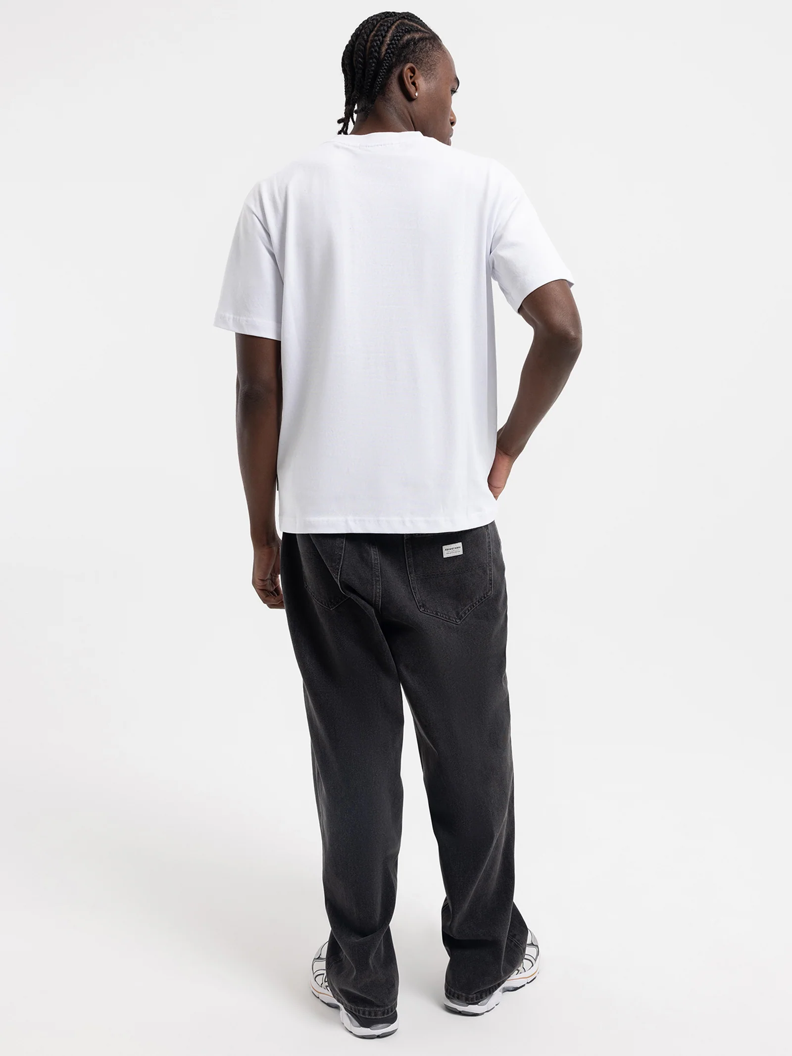 Honour T-Shirt - Image 4