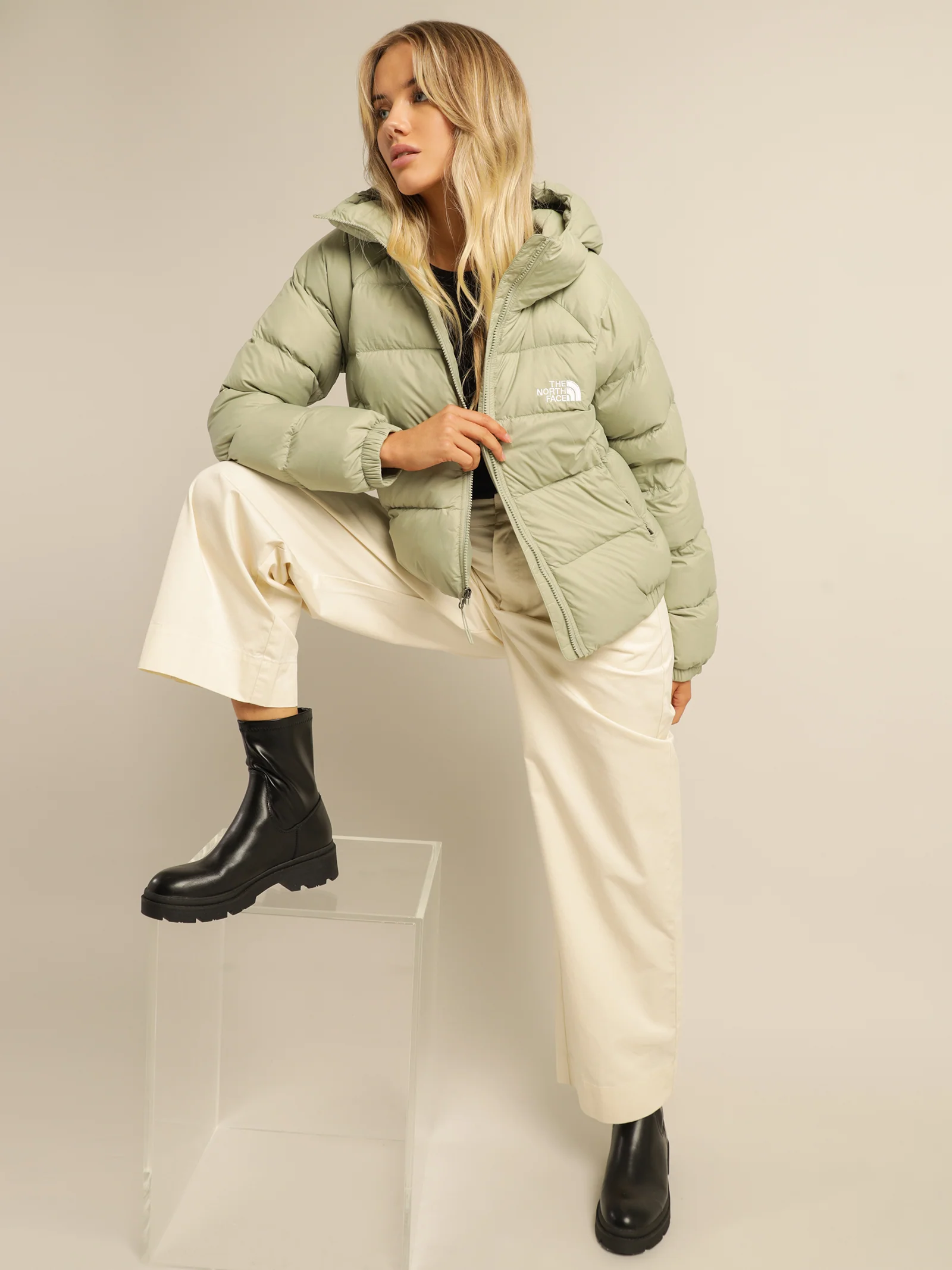 Hyalite Down Hoodie - Image 2