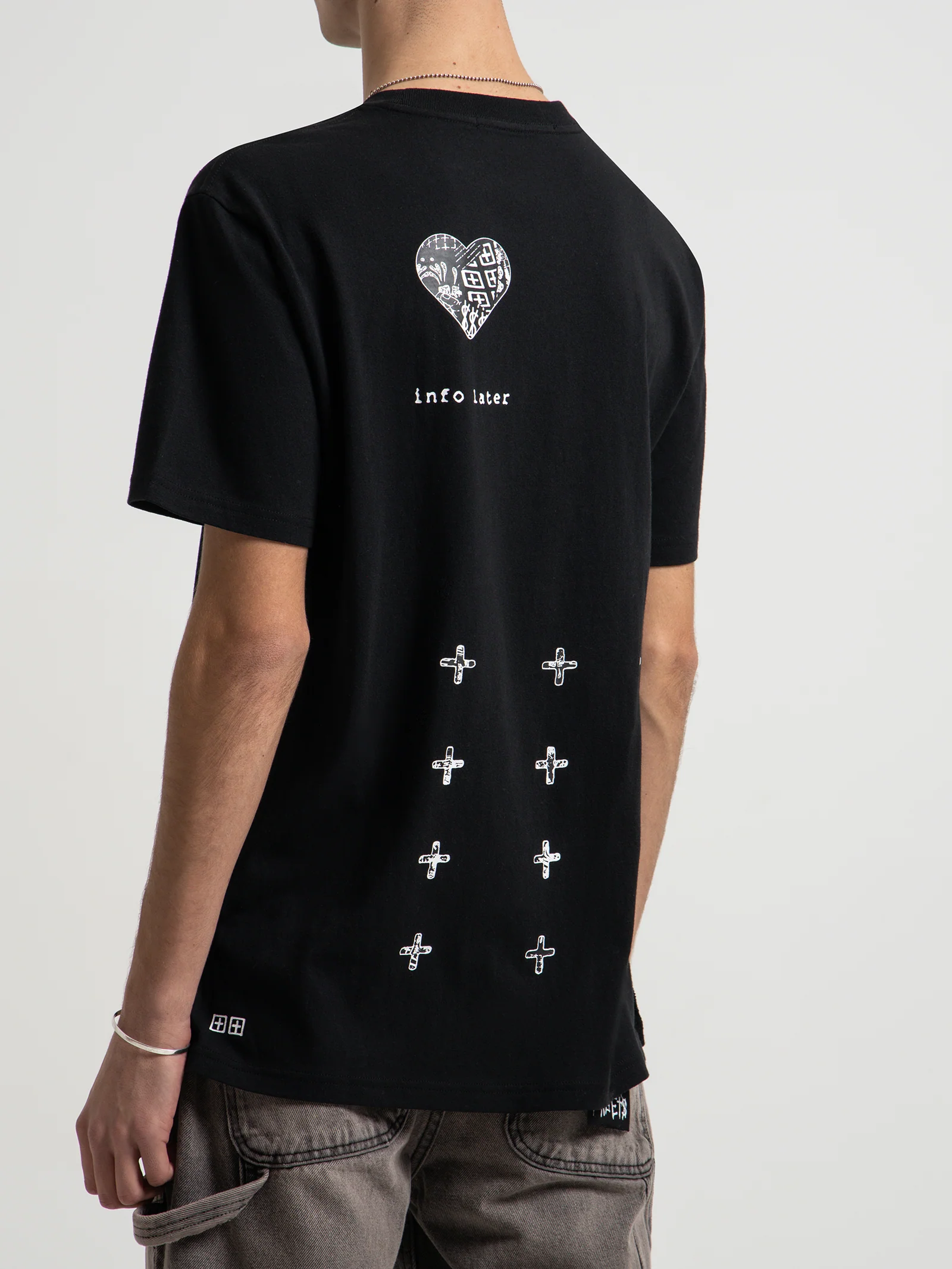 Ikonik Kash T-Shirt - Image 4