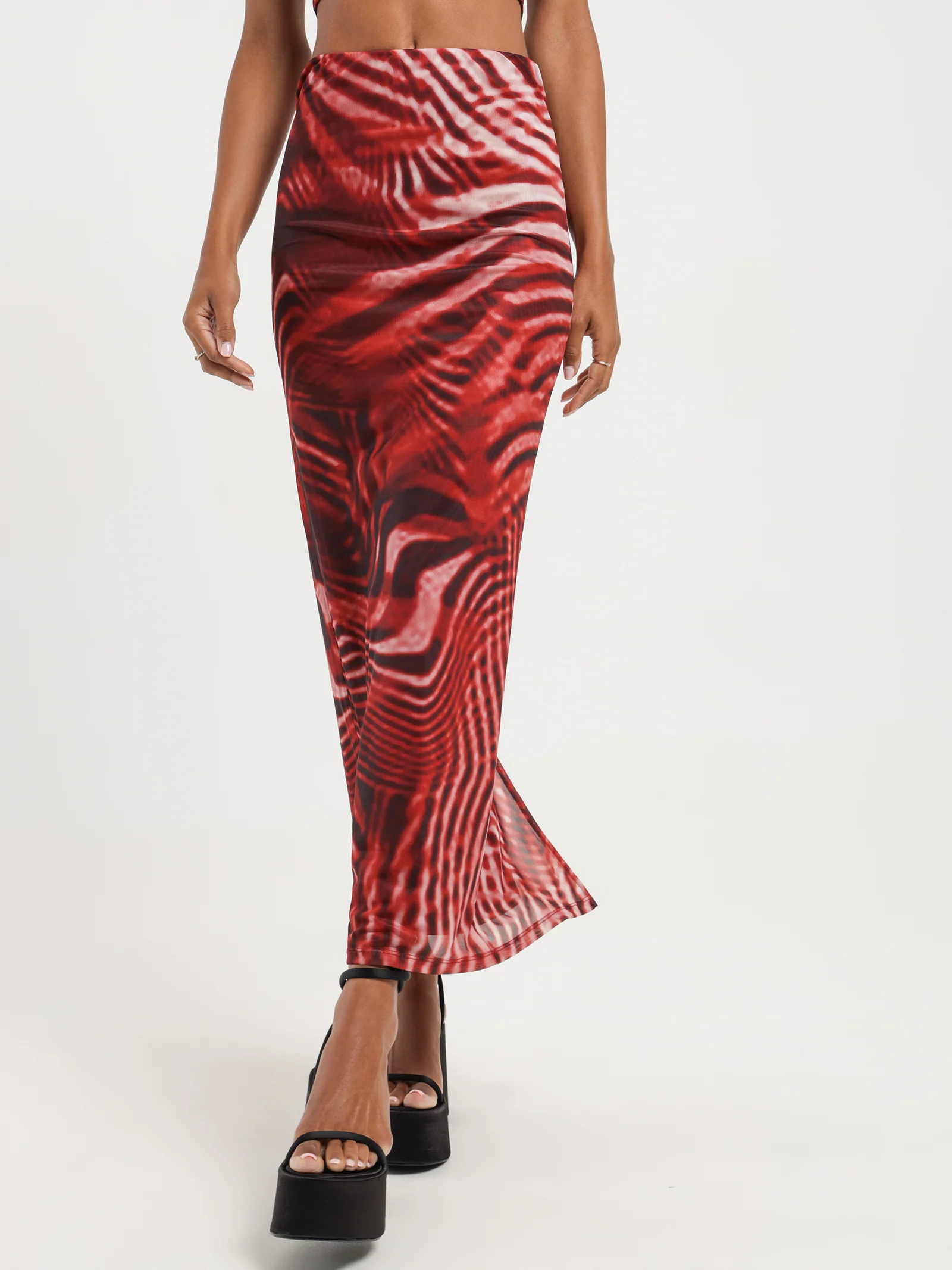 Inferna Mesh Skirt - Image 3