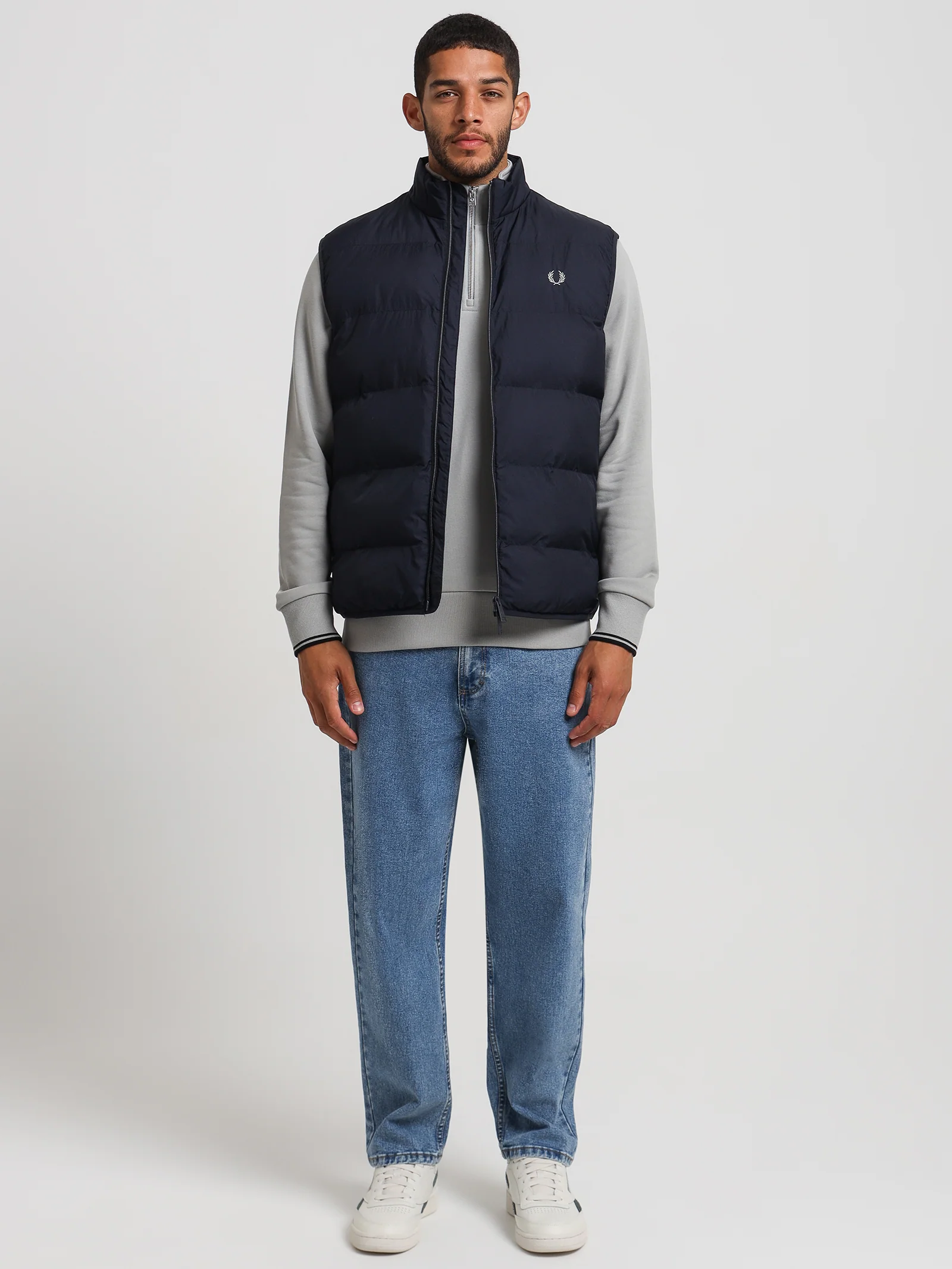 Insulated Puffer Gilet - Image 5