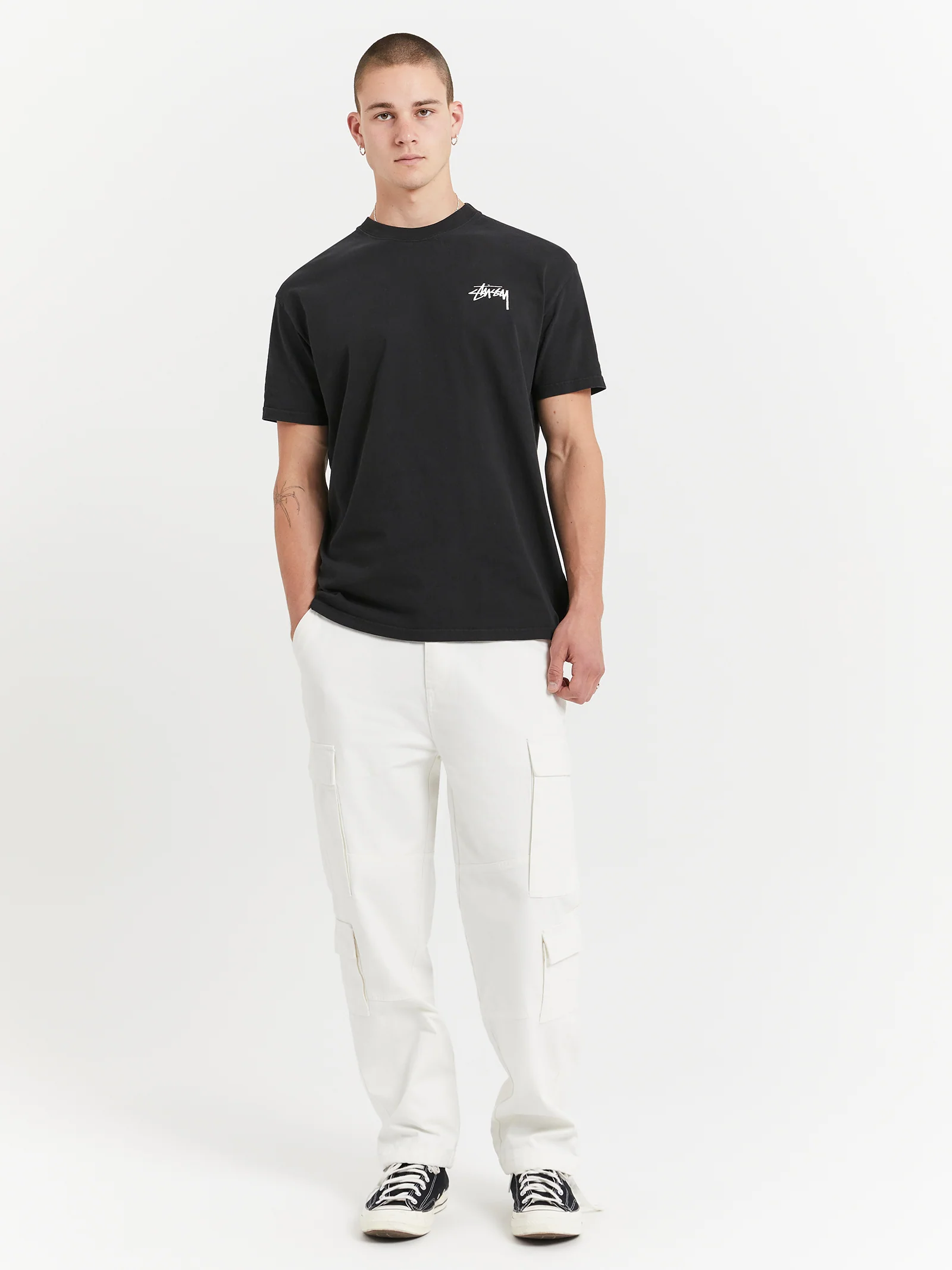 International Globe Heavyweight Short Sleeve T-Shirt - Image 3