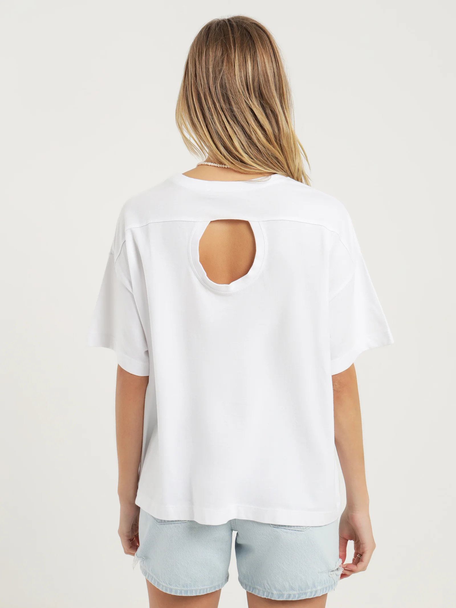Isla T-Shirt - Image 2