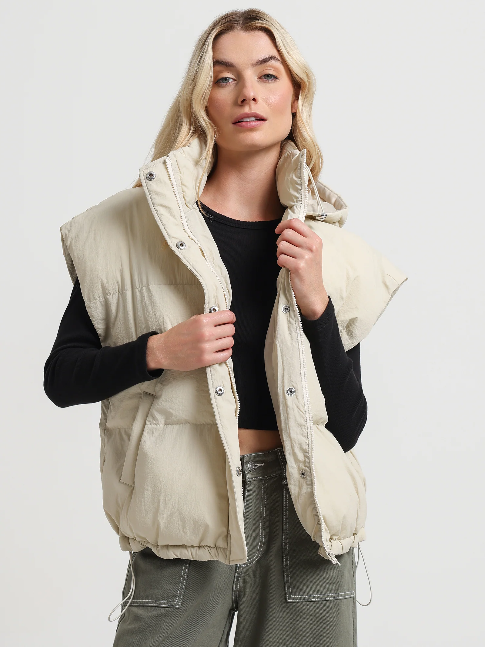 Isola Puffer Vest - Image 2