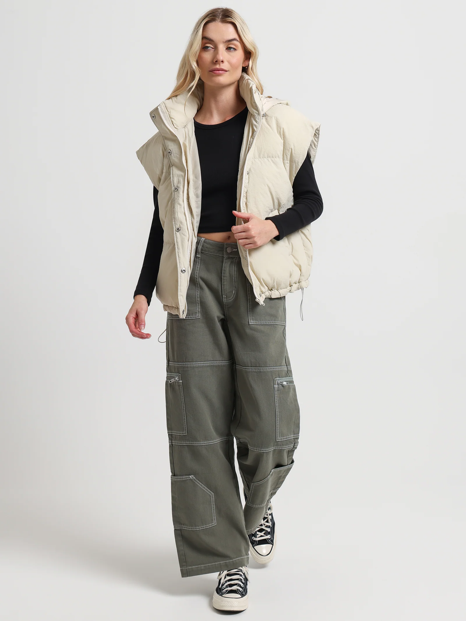 Isola Puffer Vest - Image 3