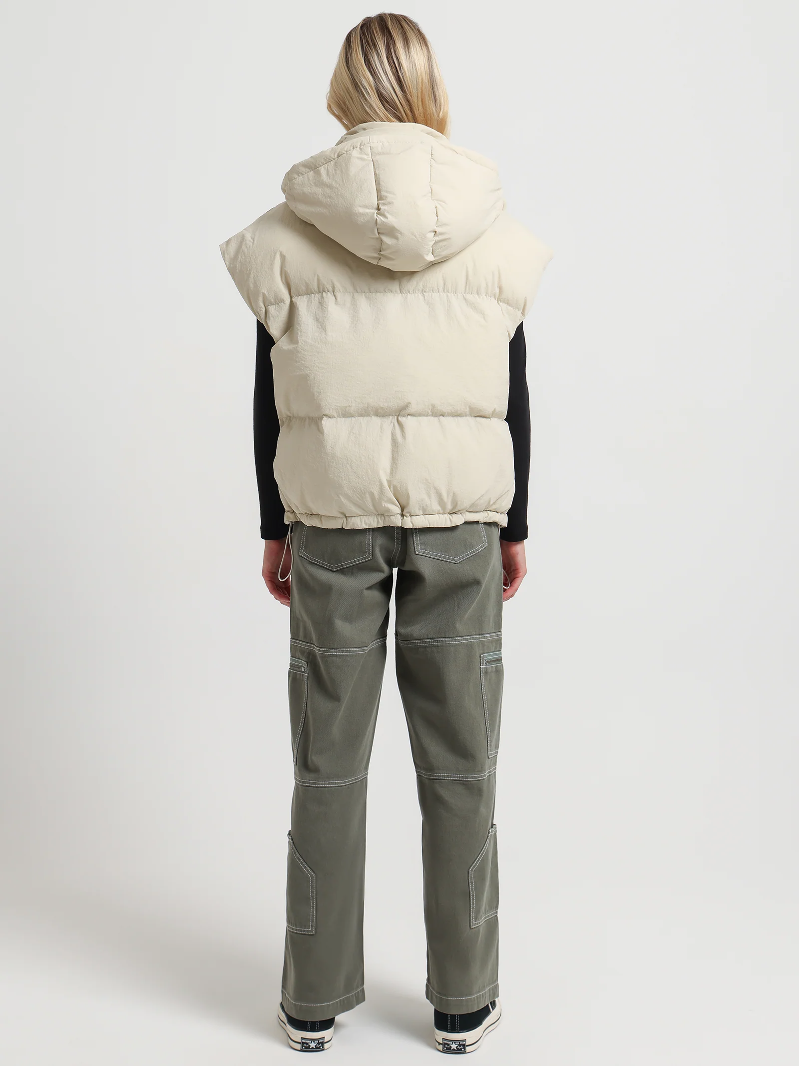 Isola Puffer Vest - Image 7