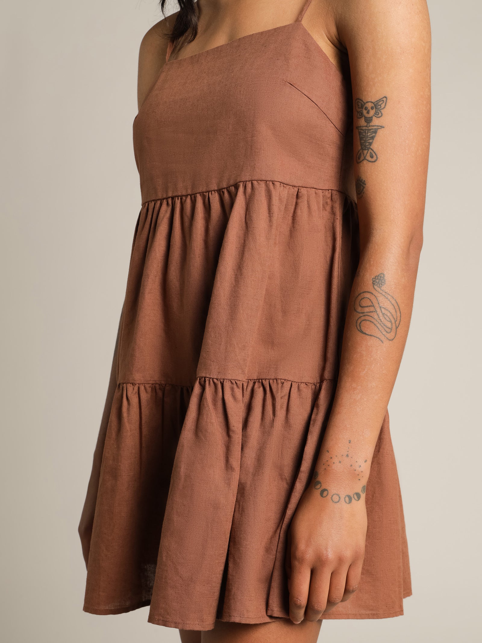 Jones Linen Mini Dress - Image 5