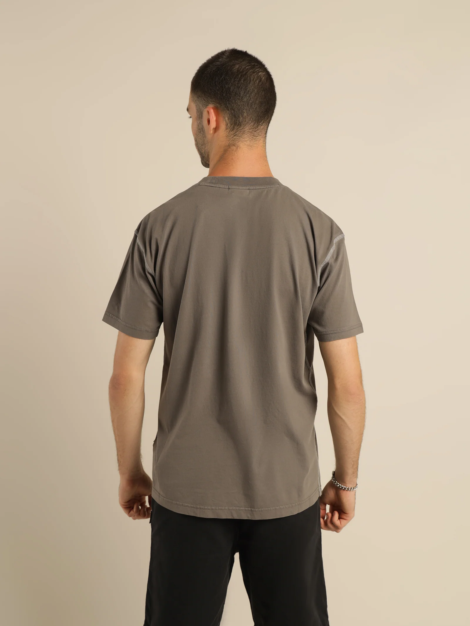 Kee T-Shirt - Image 6