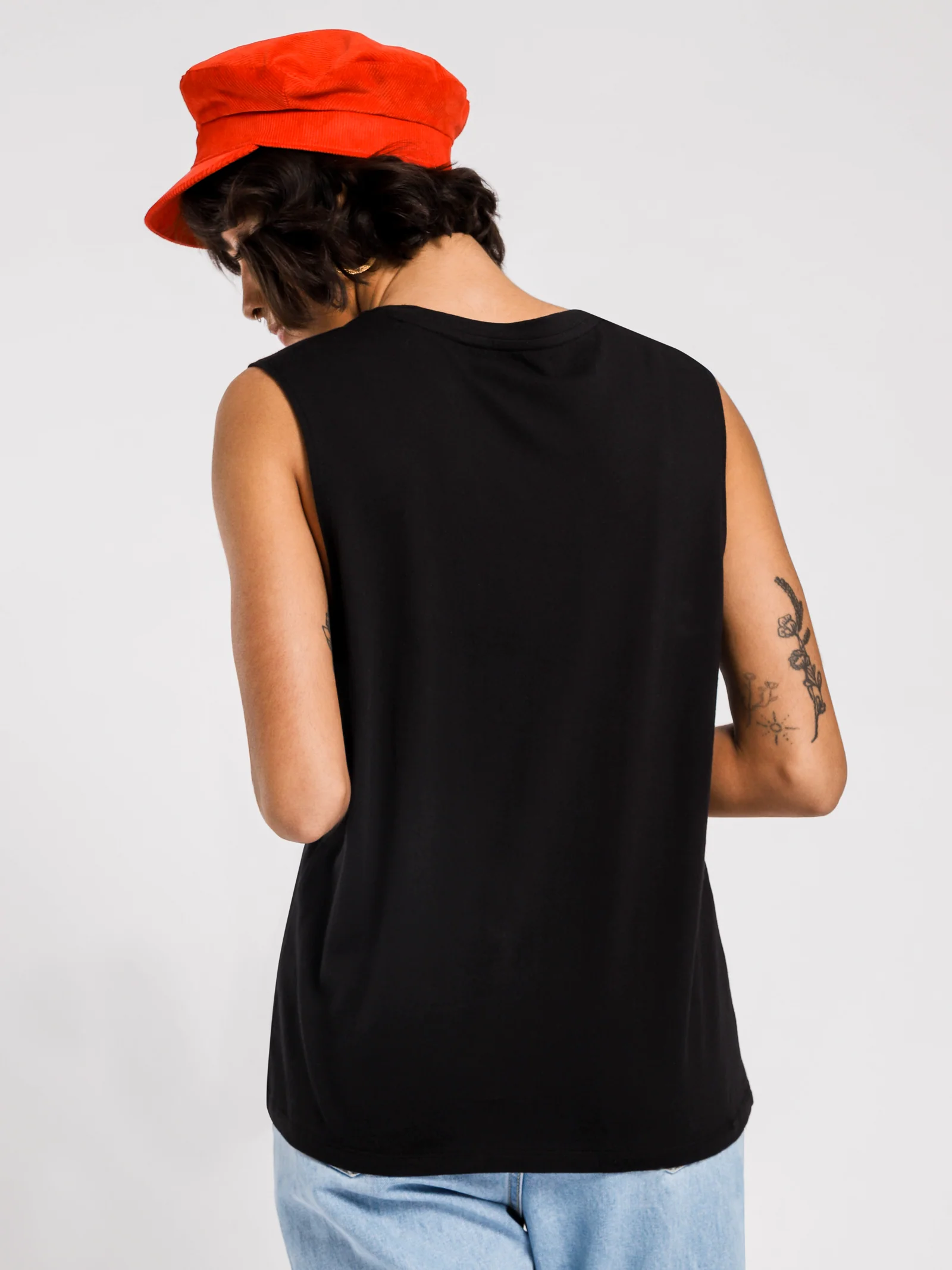 Kiera Basic Muscle Tank - Image 3