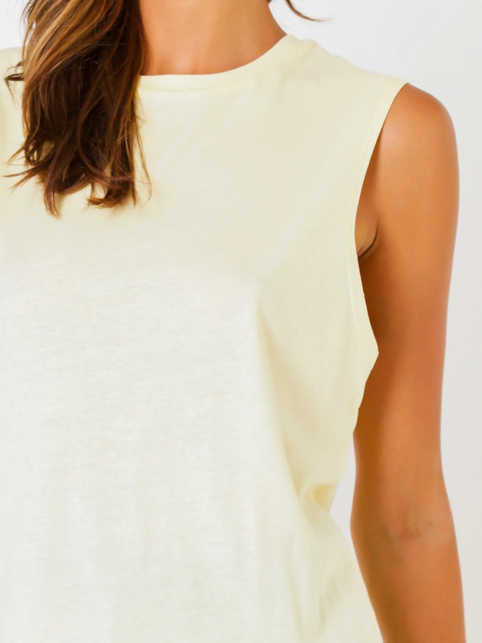 Kiera Basic Muscle Tank - Image 2