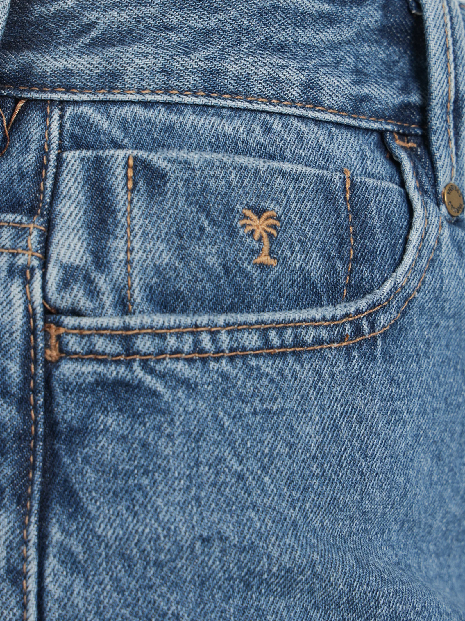 Koko Shorts - Image 7