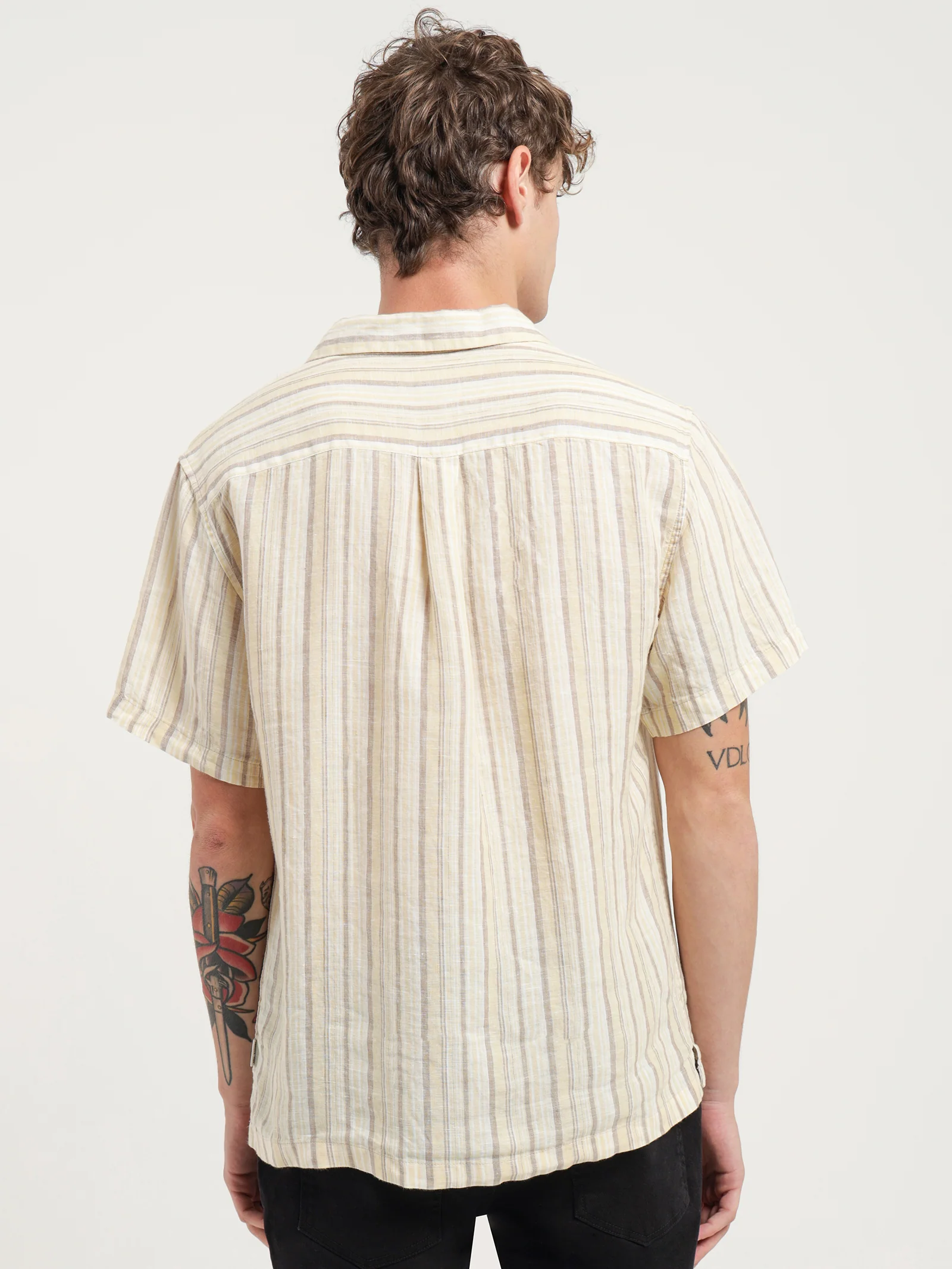 Kole Linen Shirt inn Ochre Stripe - Image 6