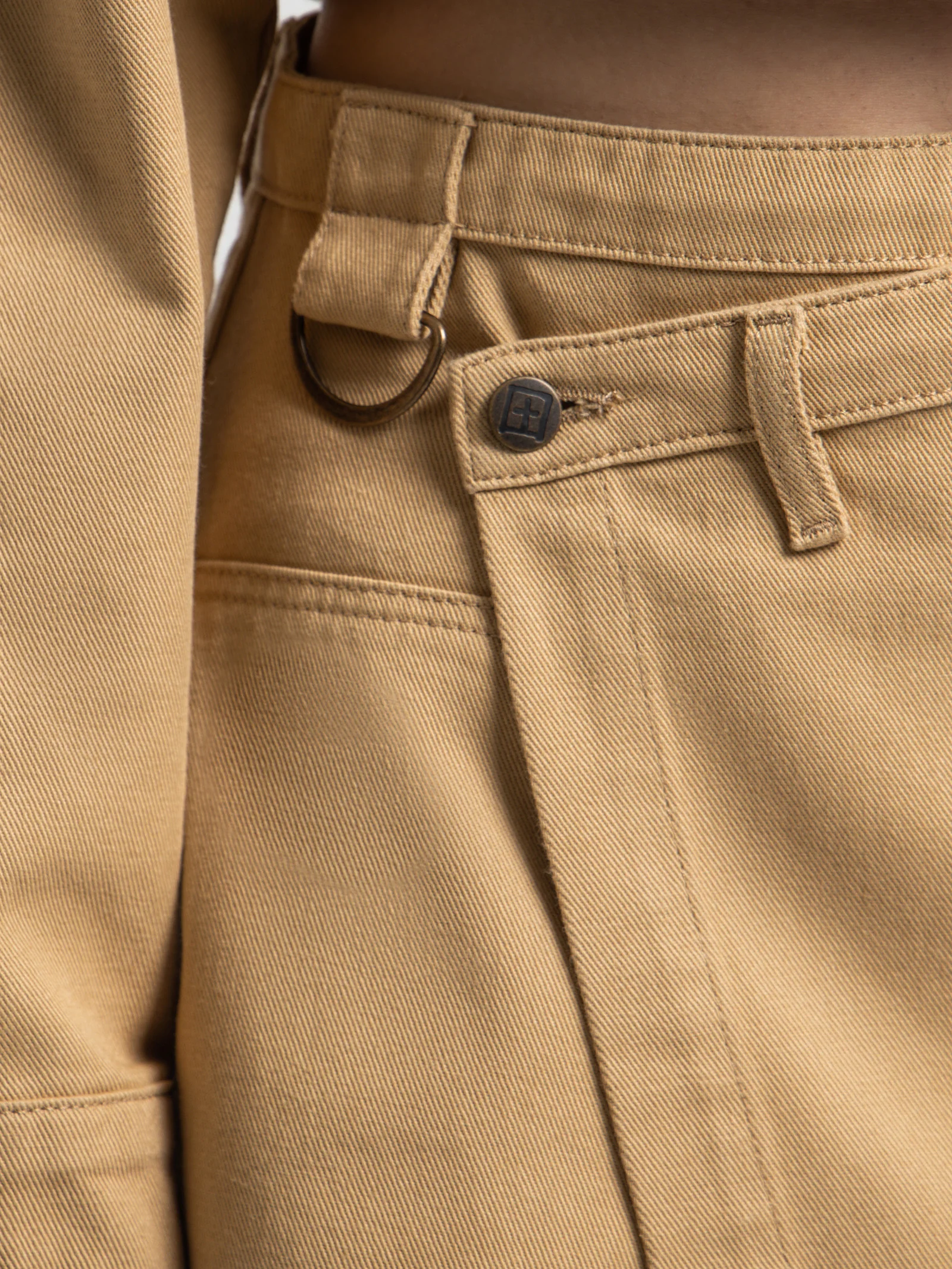 Kommand Cargo Skirt - Image 3