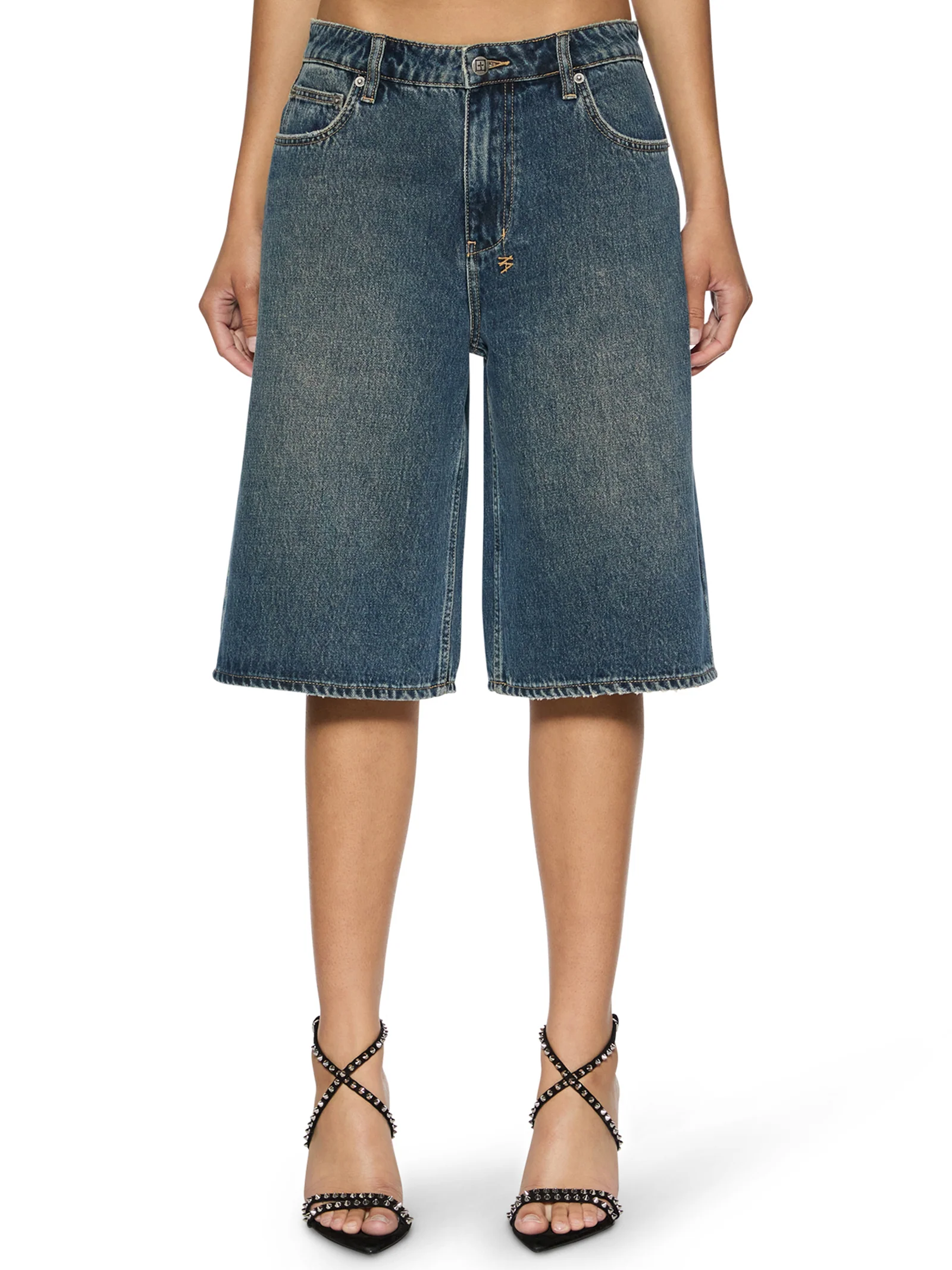 Low Rider Short
