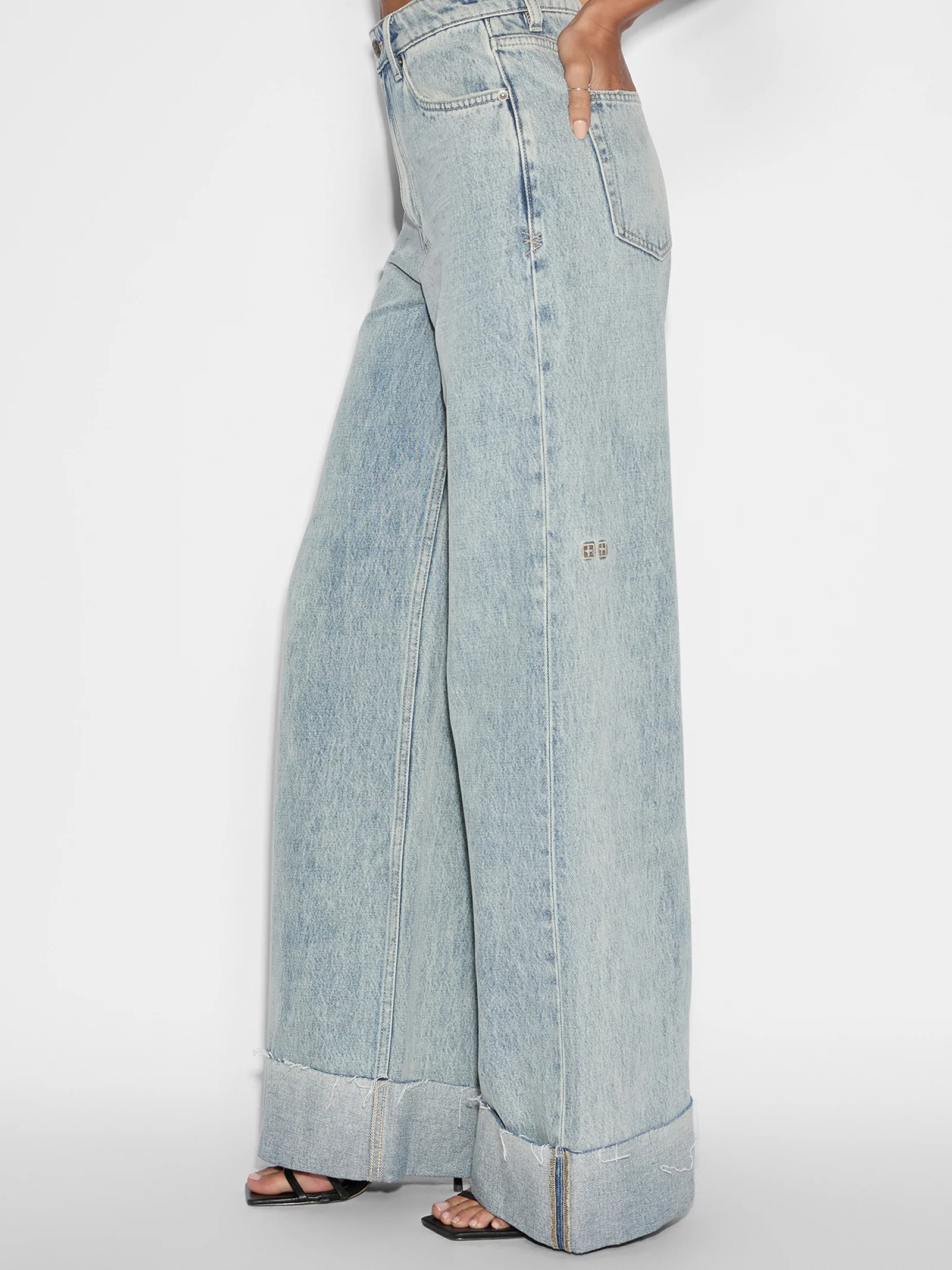 Strider Worn Cuffed Jeans - Image 4
