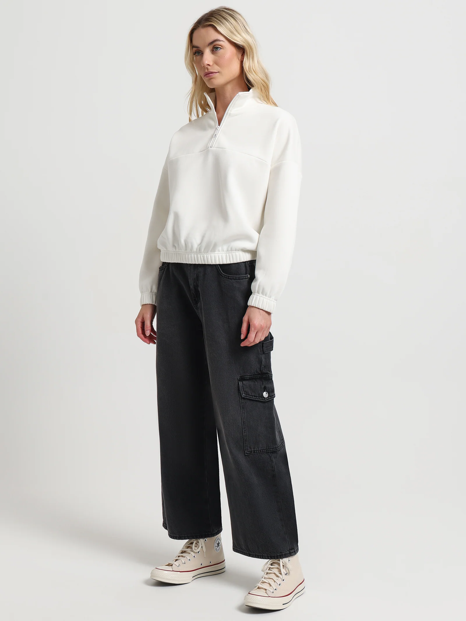 Kyra Half Zip Sweat - Image 4