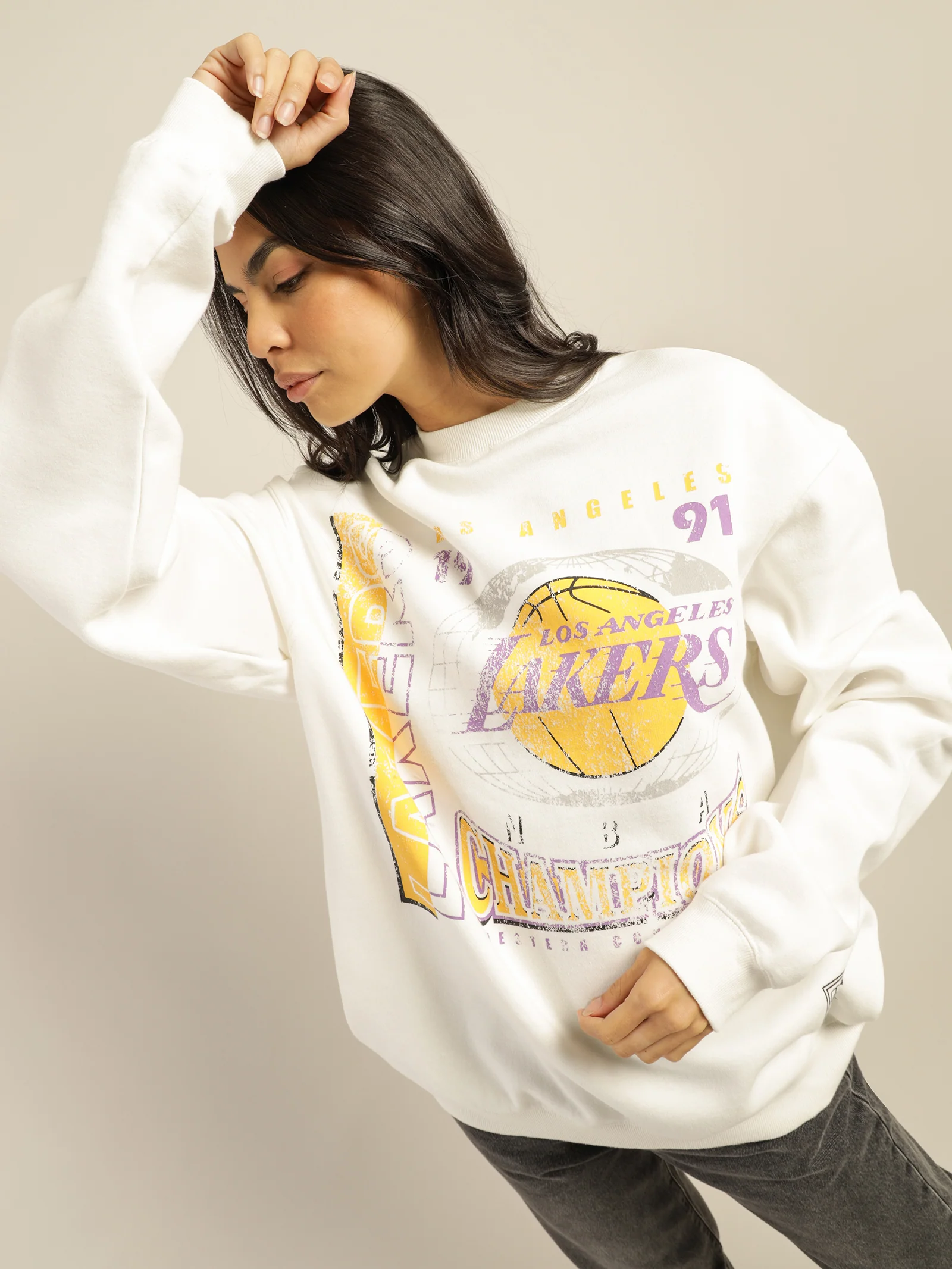 LA Lakers Road to Victory Crew Sweater - Image 10