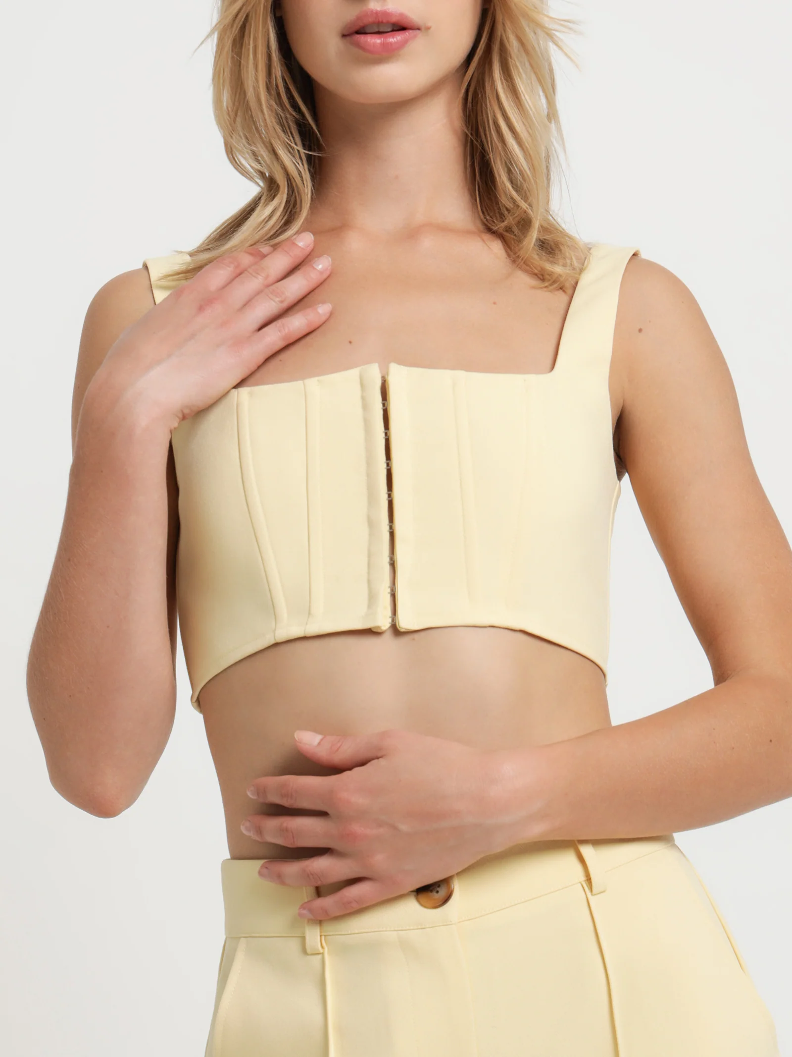 Lacey Bodice - Image 4