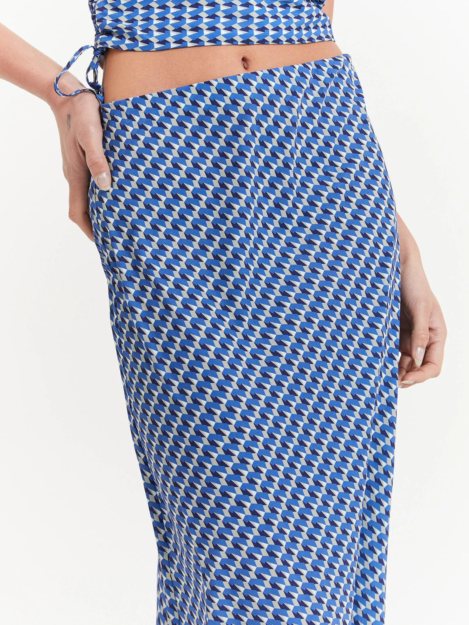 Lana Midi Skirt - Image 3