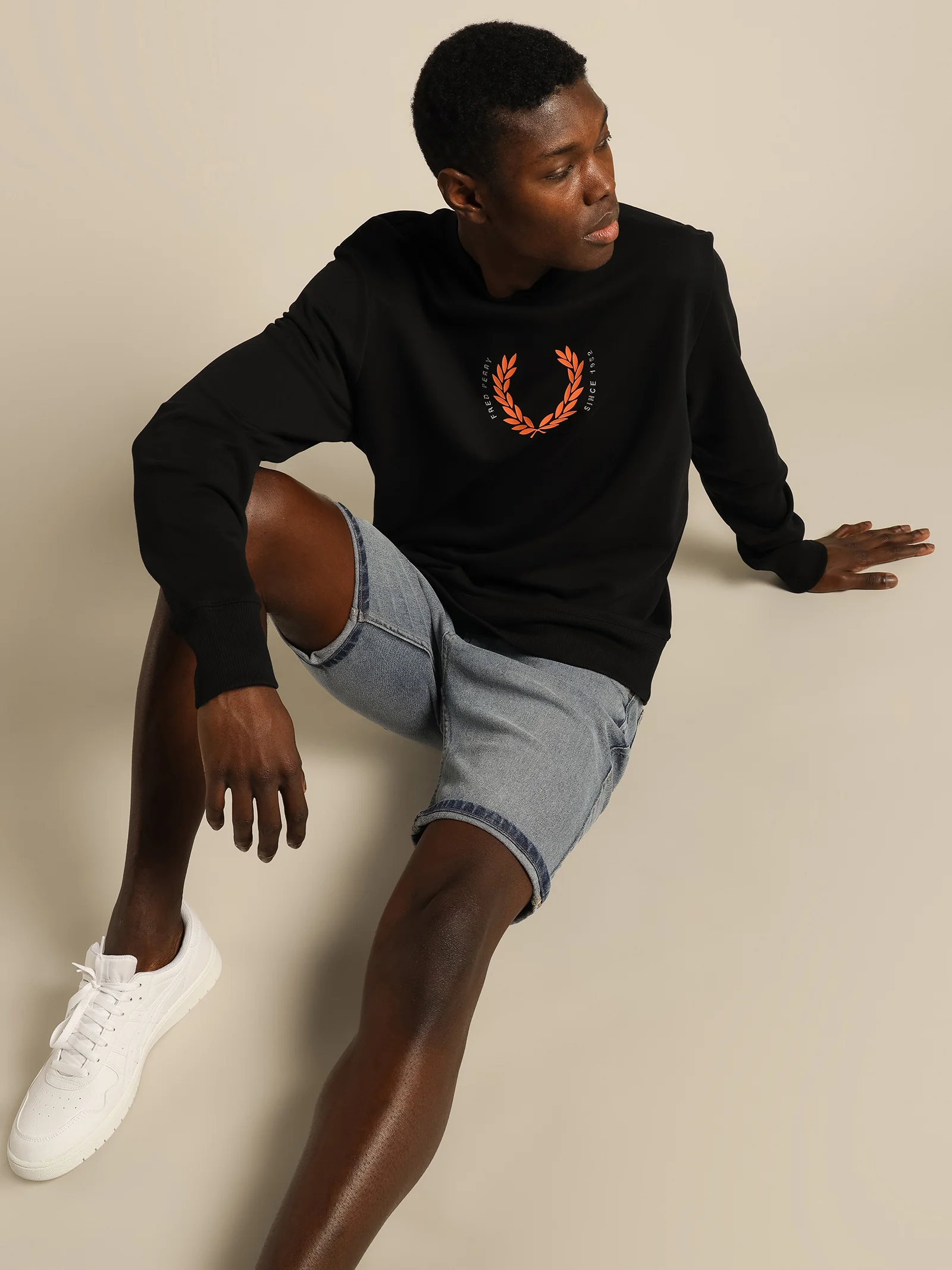 Laureal Wreath Sweatshirt - Image 7