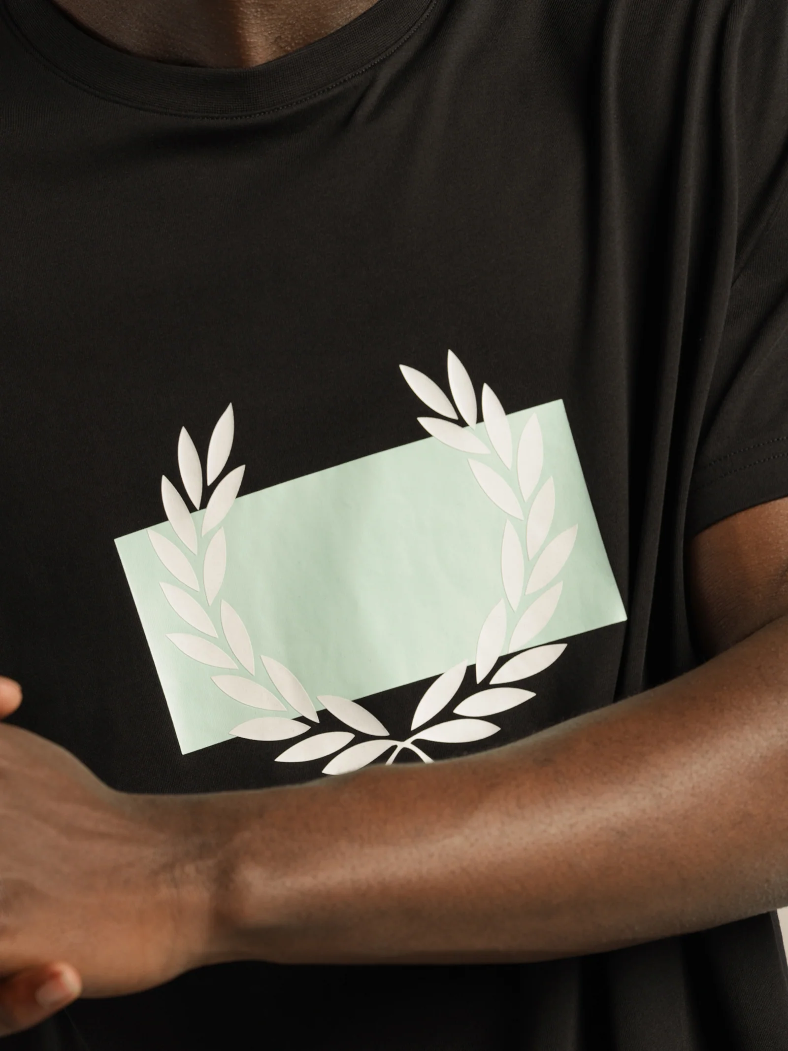 Laurel Wreath Block Print T-Shirt - Image 5