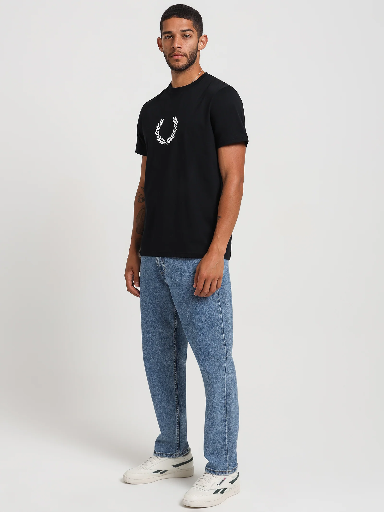 Laurel Wreath Graphic T-Shirt - Image 5