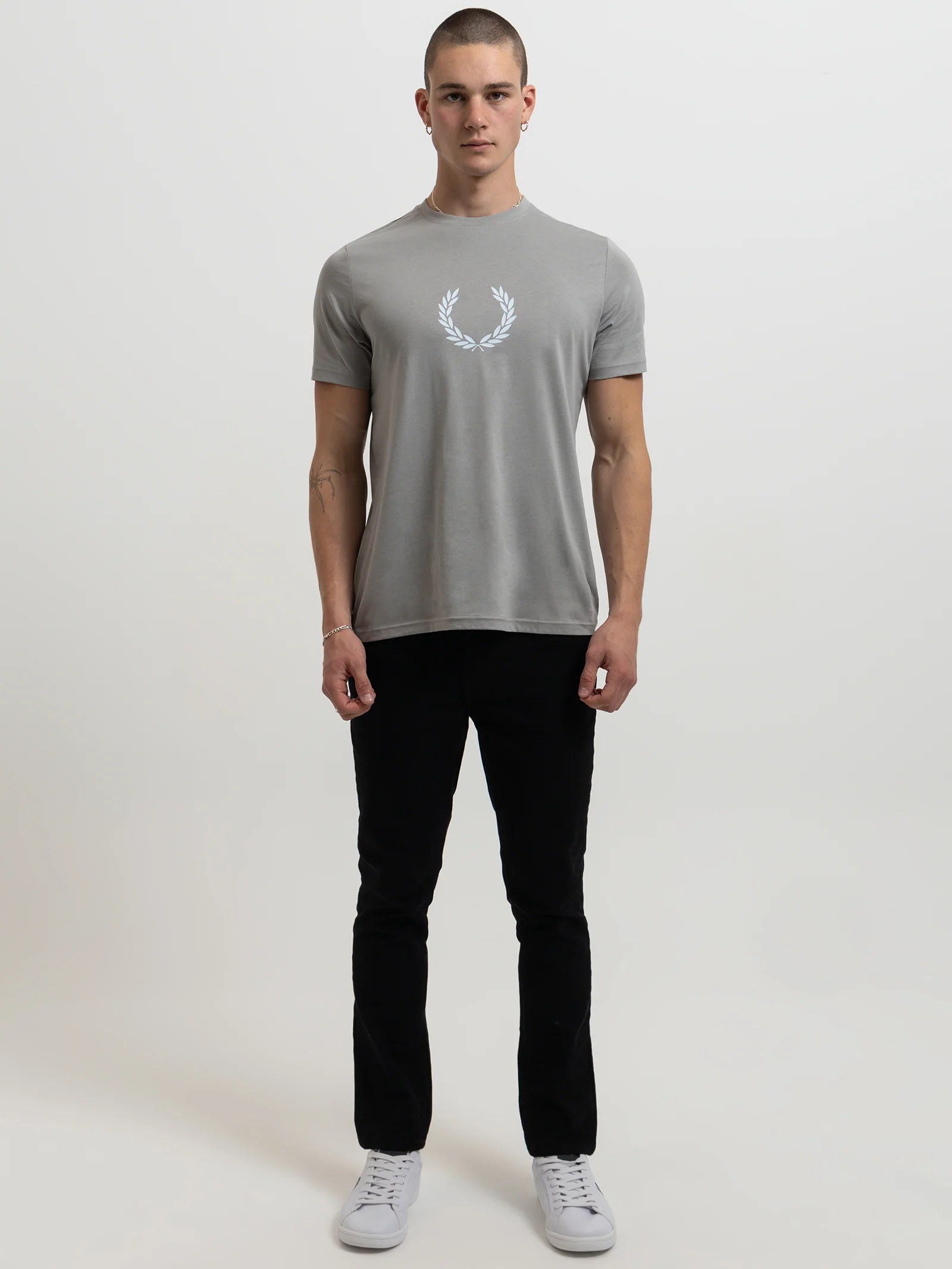 Laurel Wreath Graphic T-Shirt - Image 2