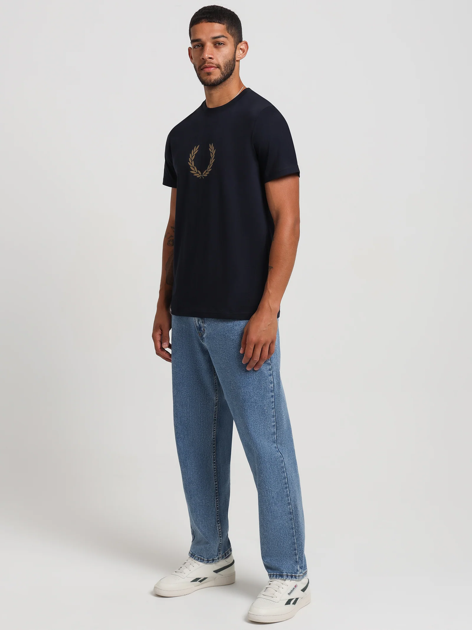 Laurel Wreath Graphic T-Shirt - Image 4