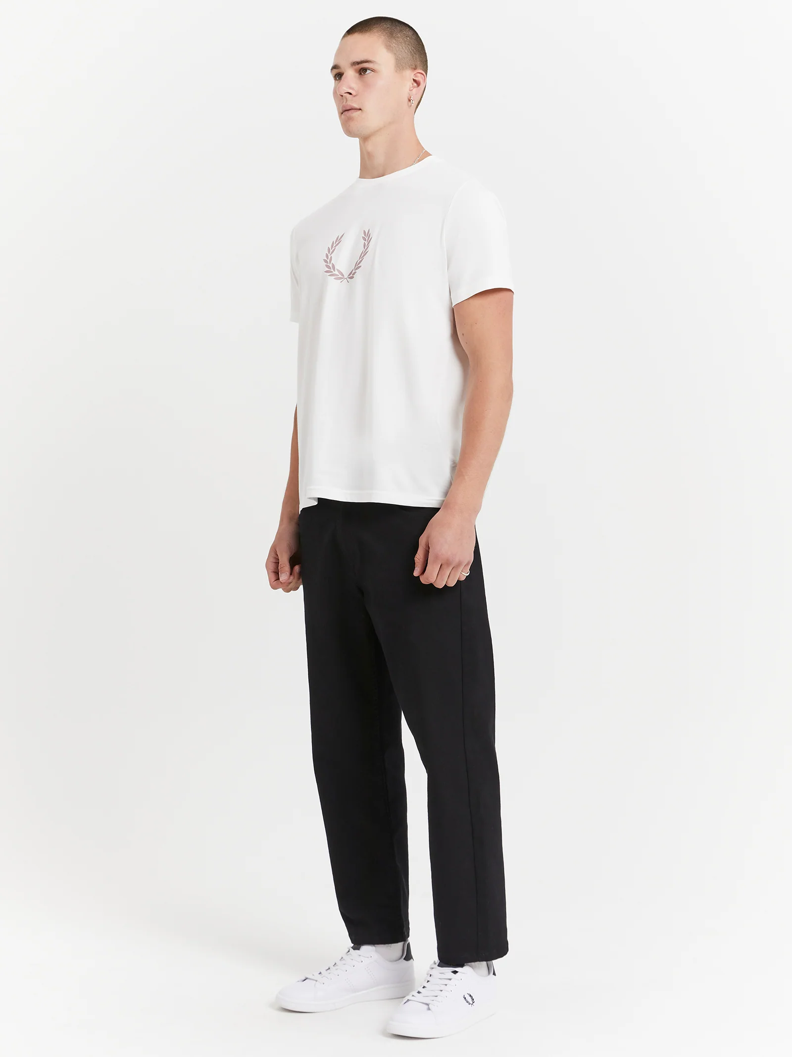 Laurel Wreath Graphic T-Shirt - Image 4