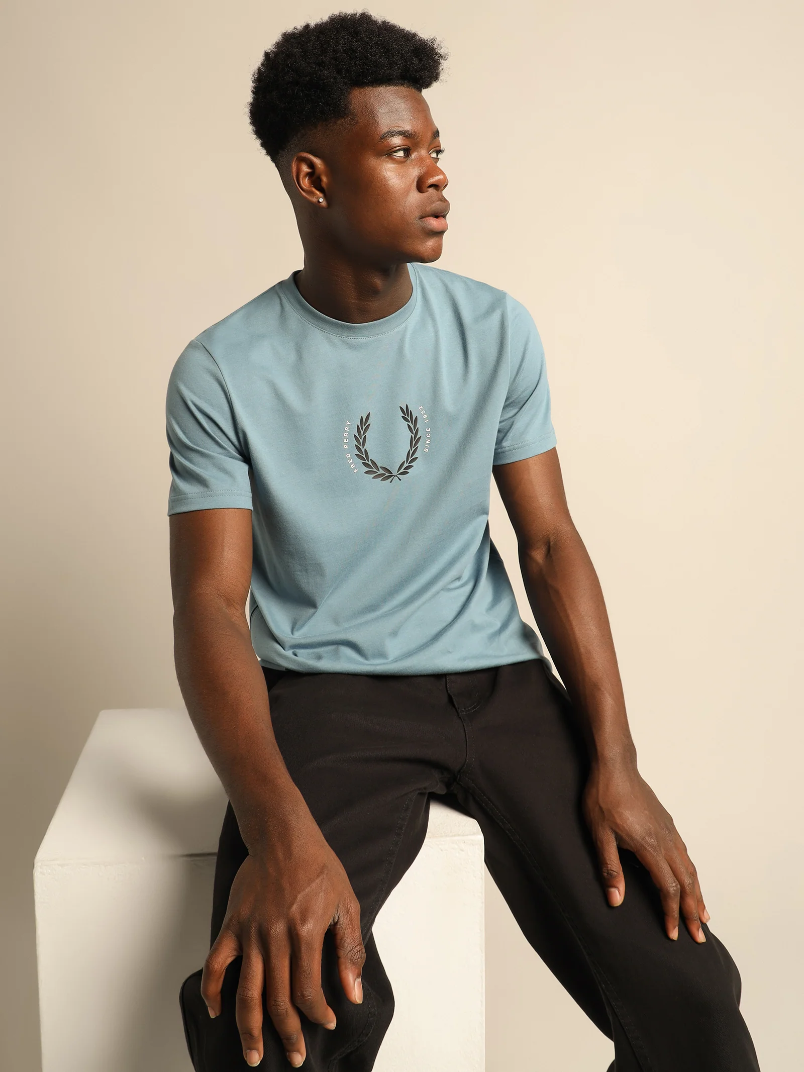 Laurel Wreath T-Shirt - Image 2