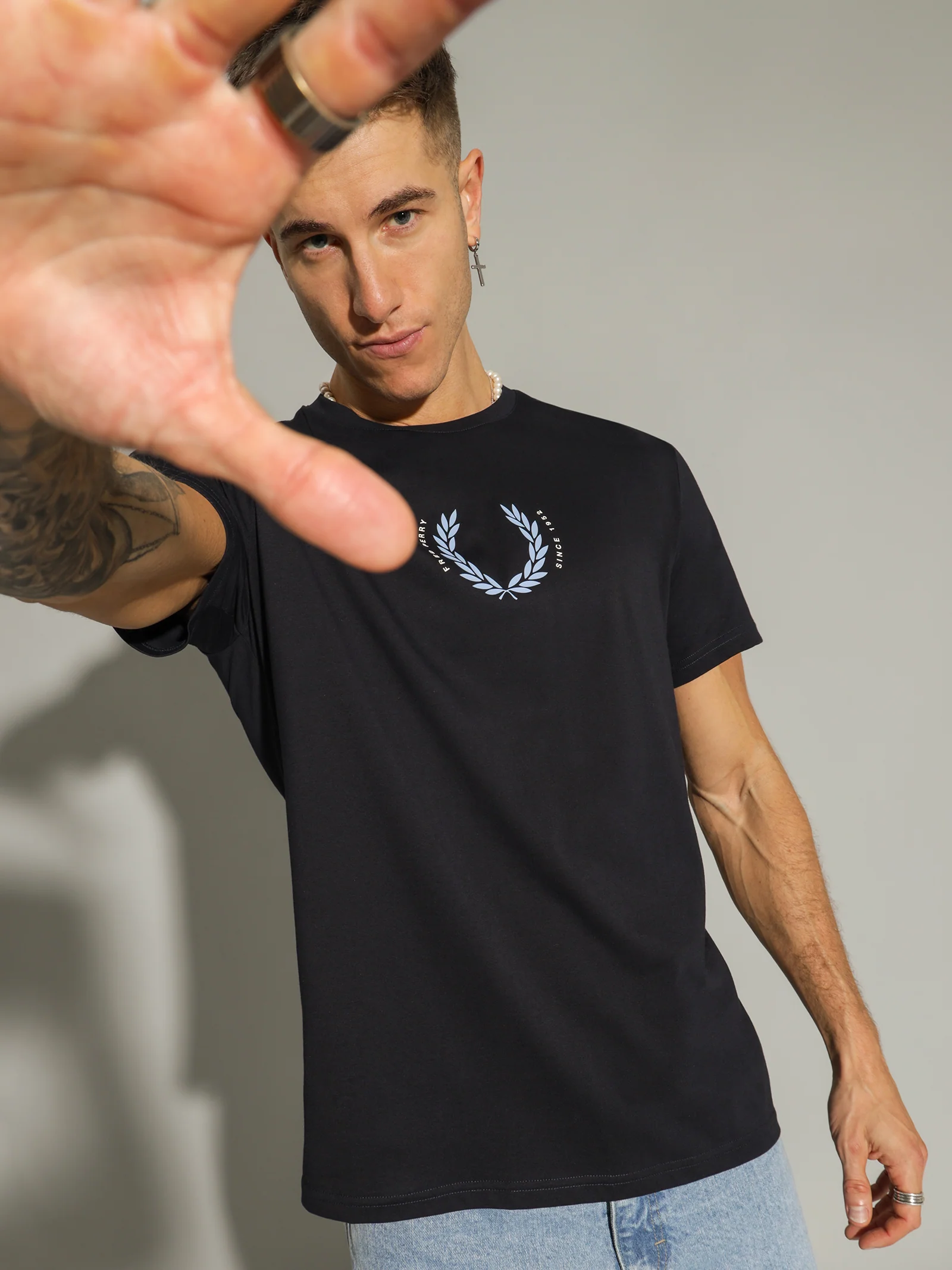Laurel Wreath T-Shirt - Image 2