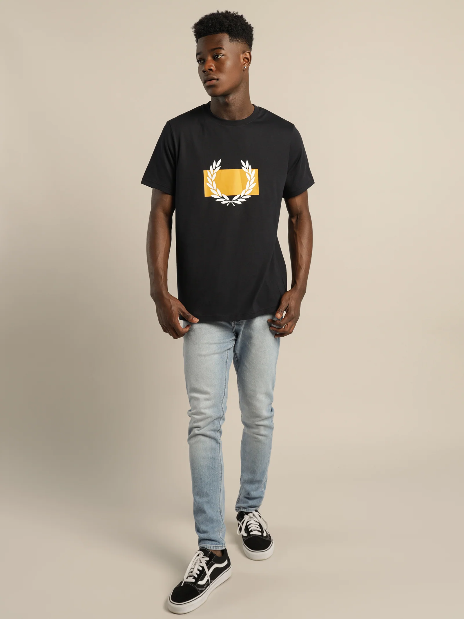 Laurel Wreath T-Shirt - Image 4