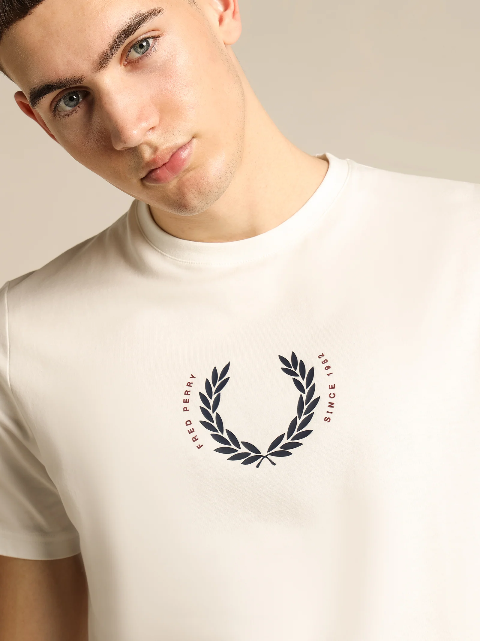 Laurel Wreath T-Shirt - Image 4